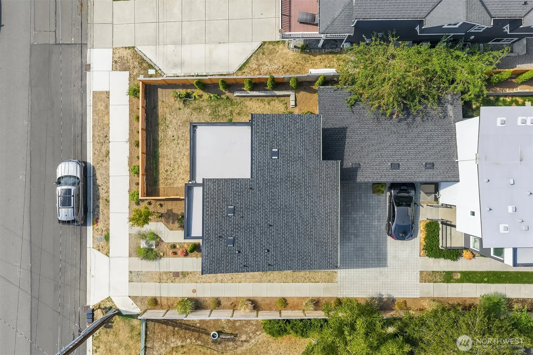 436 10th Avenue #A, Kirkland, WA 98033