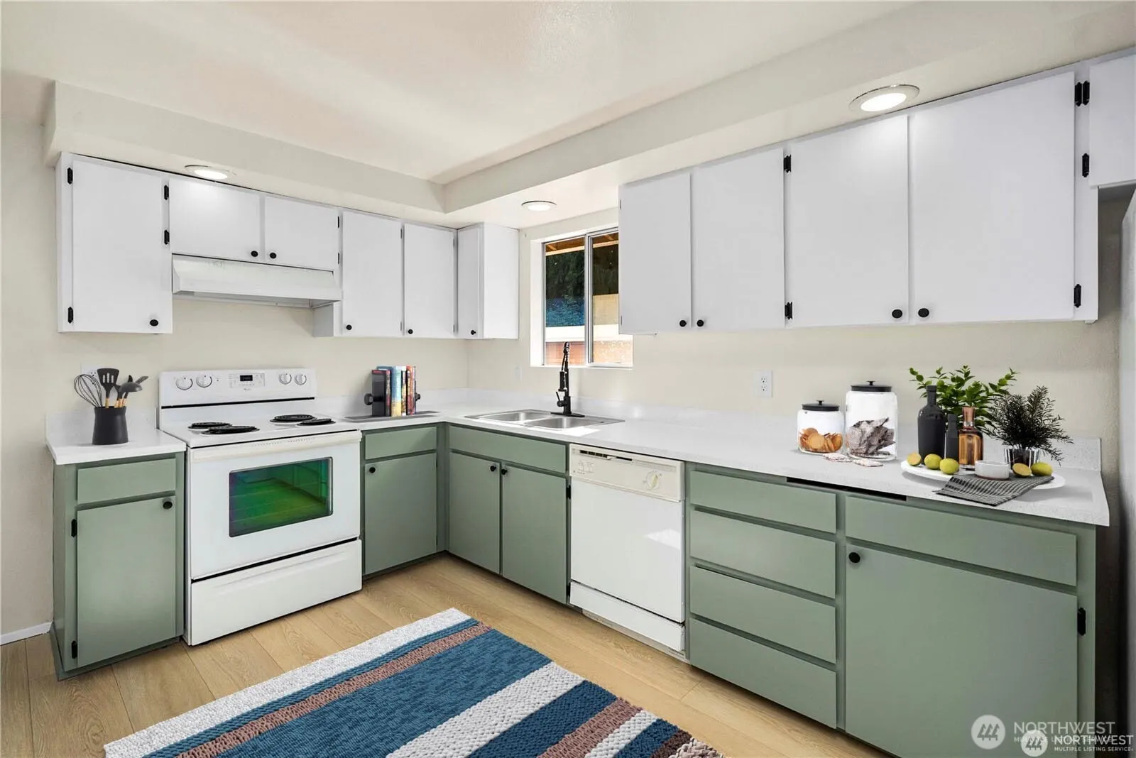 16621 188th Avenue SE #1,2,3, Renton, WA 98058