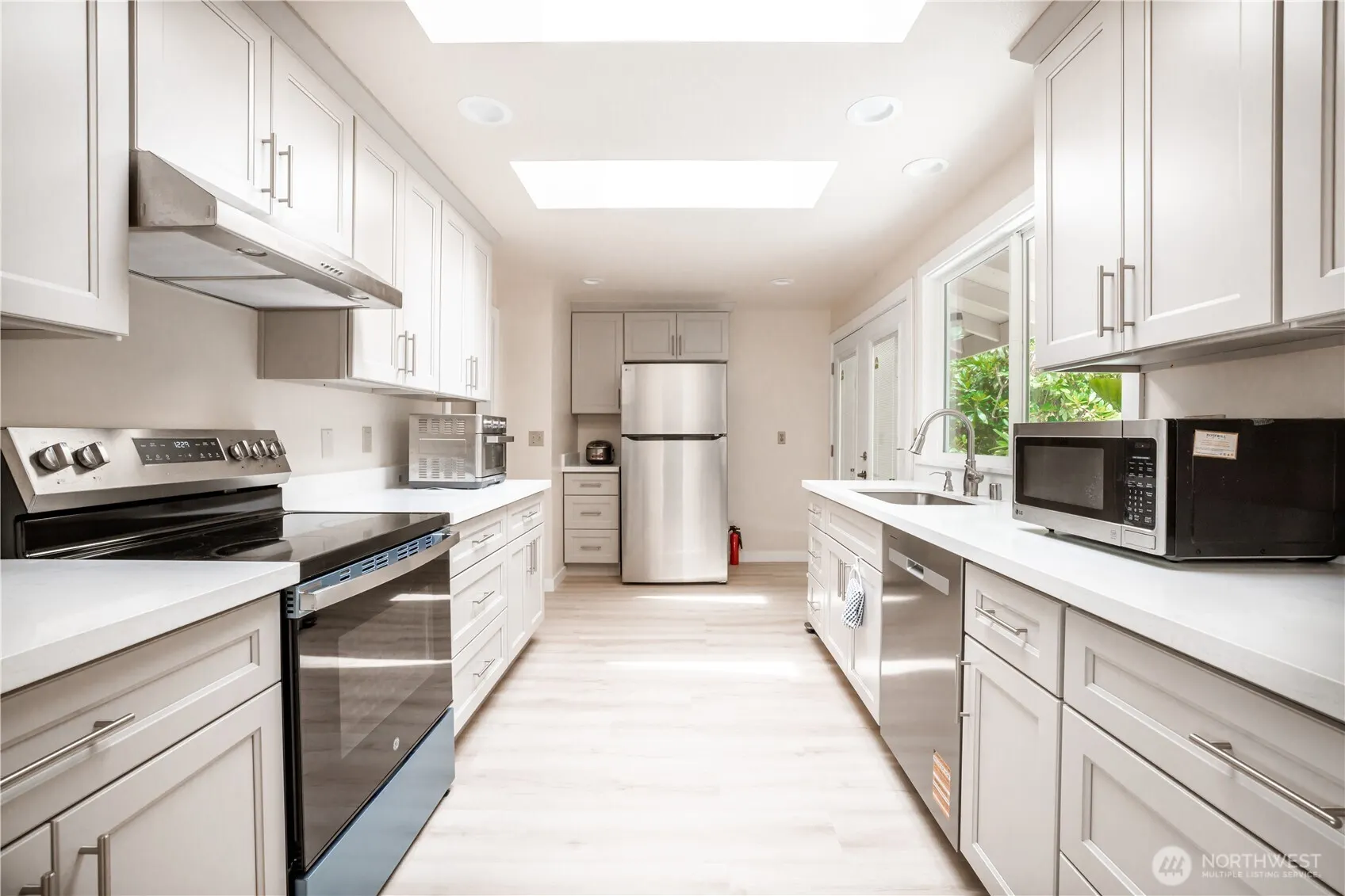 2230 137th Place SE, Bellevue, WA 98005