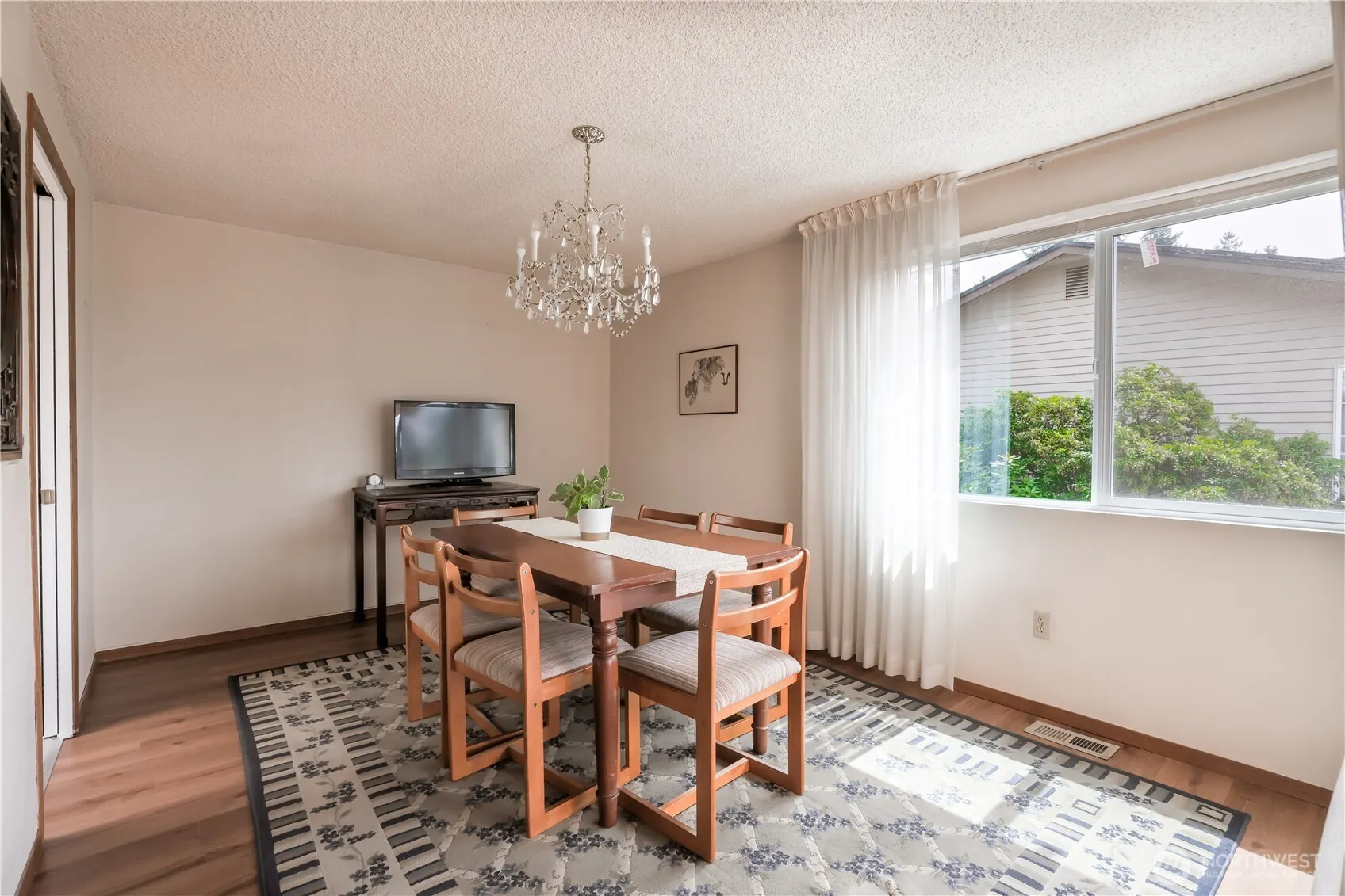 2230 137th Place SE, Bellevue, WA 98005