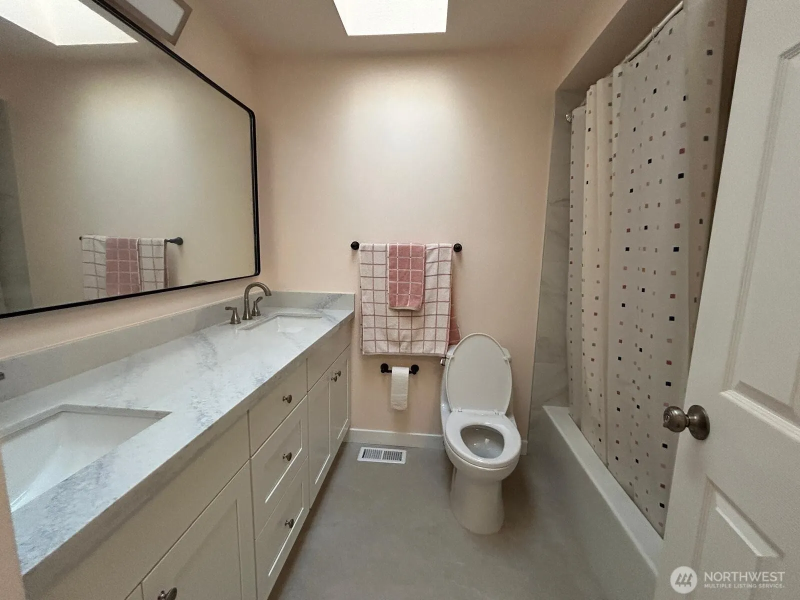 2230 137th Place SE, Bellevue, WA 98005