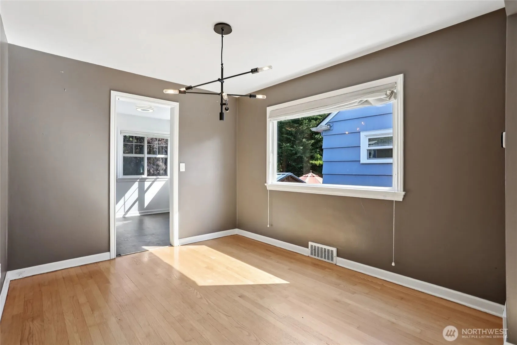 7322 21st Avenue NW, Seattle, WA 98117