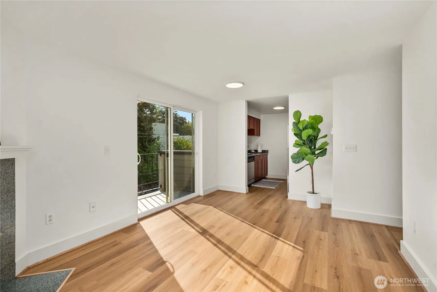 4831 Fauntleroy Way SW #401, Seattle, WA 98116
