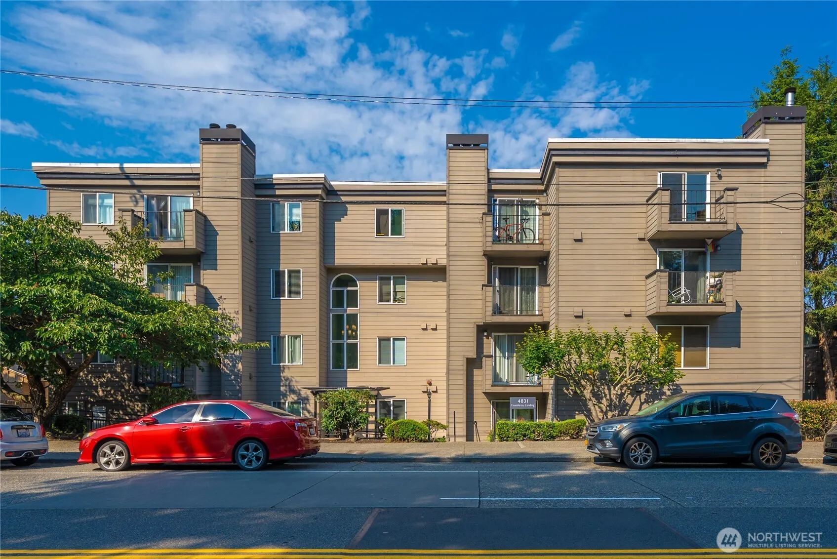 4831 Fauntleroy Way SW #401, Seattle, WA 98116