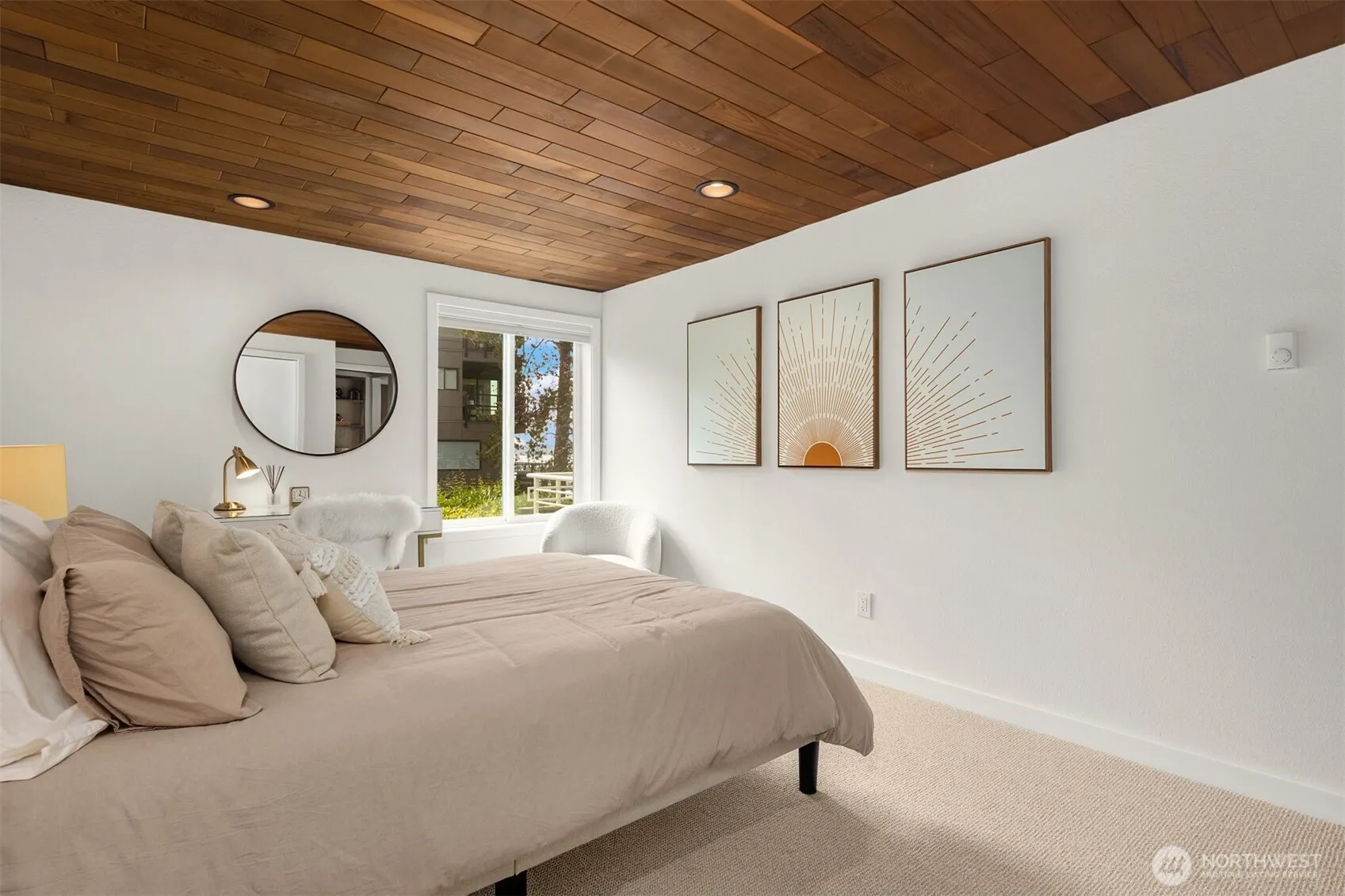 733 Lake Street S #101, Kirkland, WA 98033-6475