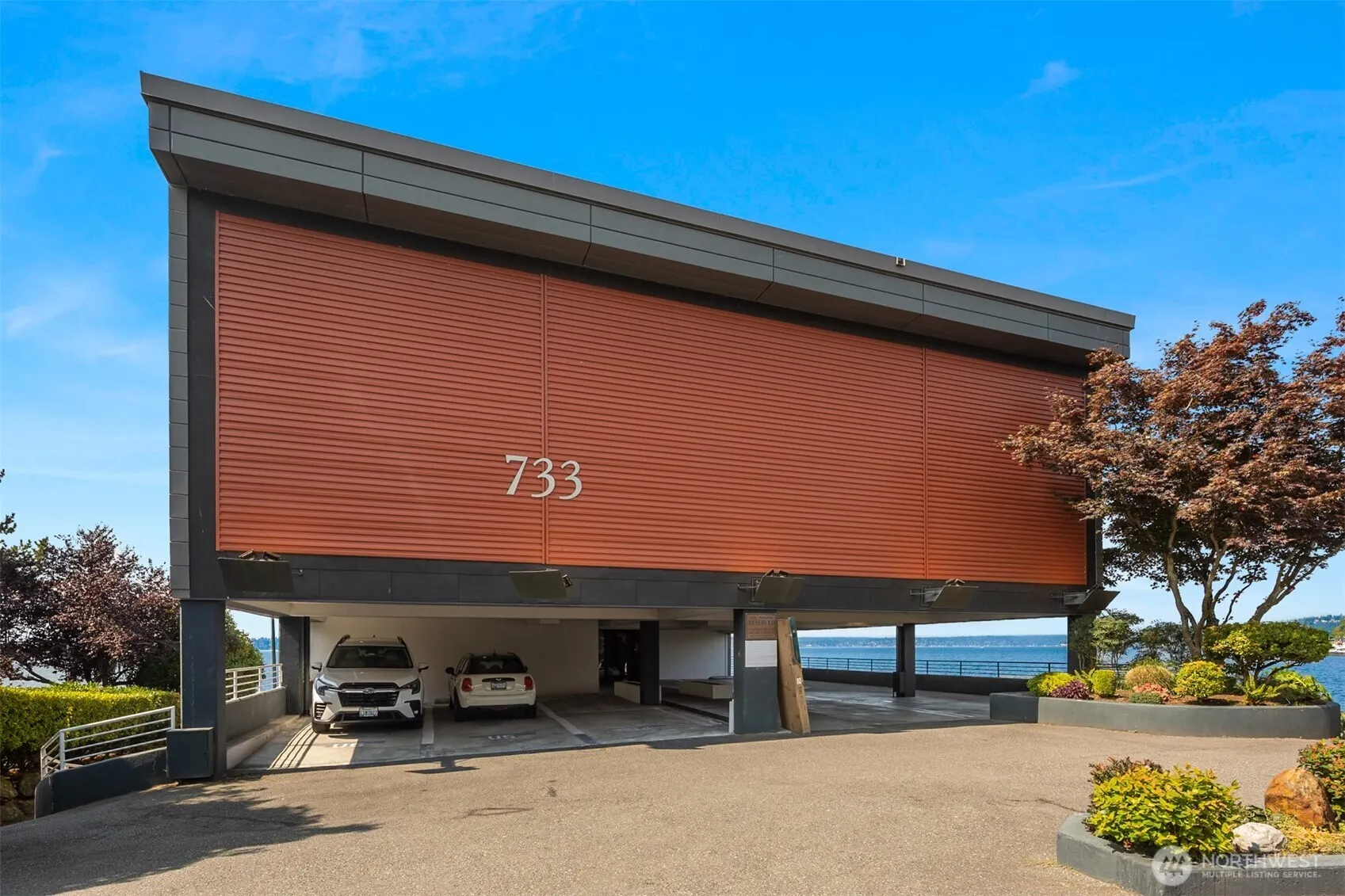733 Lake Street S #101, Kirkland, WA 98033-6475