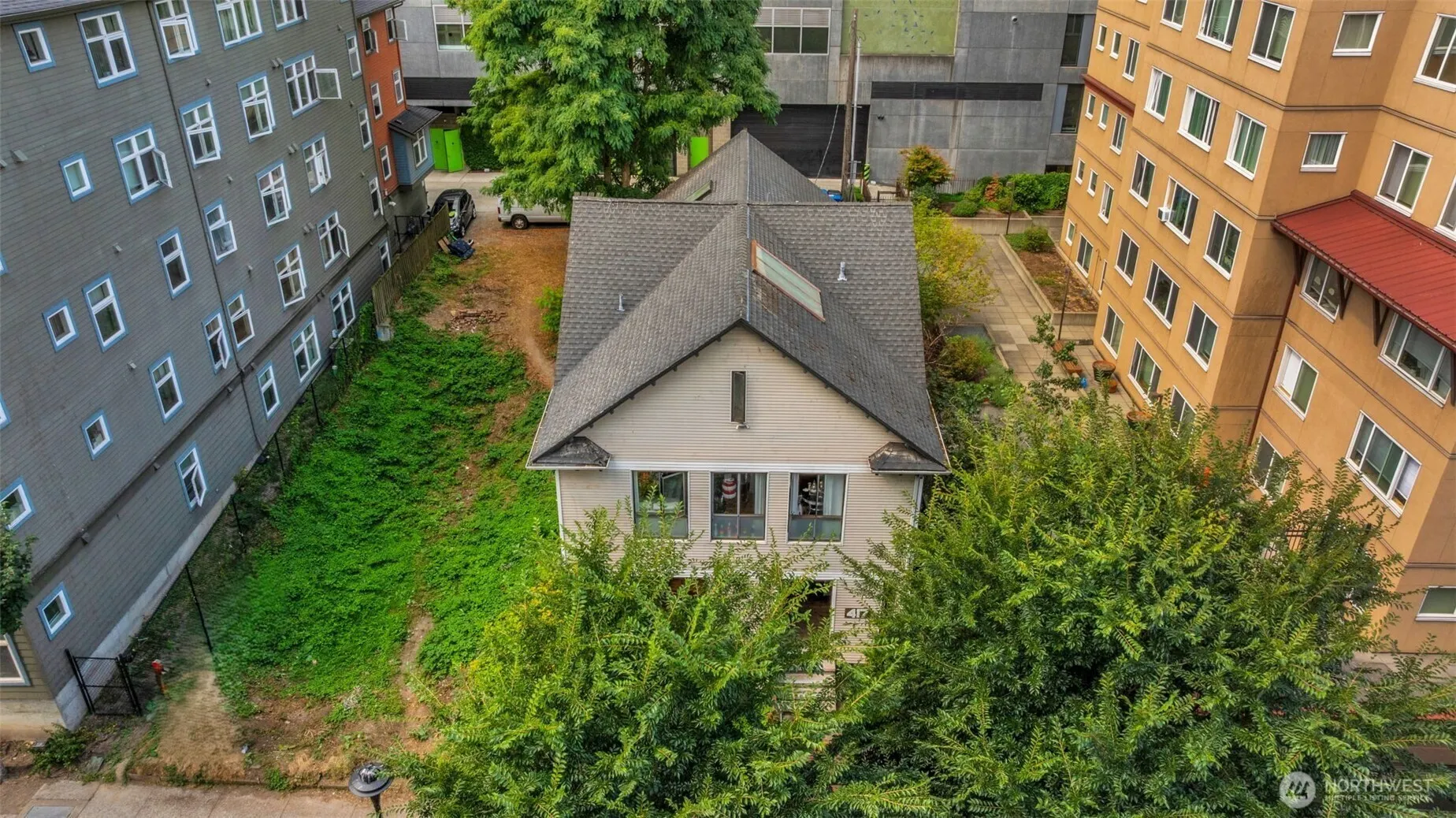 417 Minor Avenue N, Seattle, WA 98109