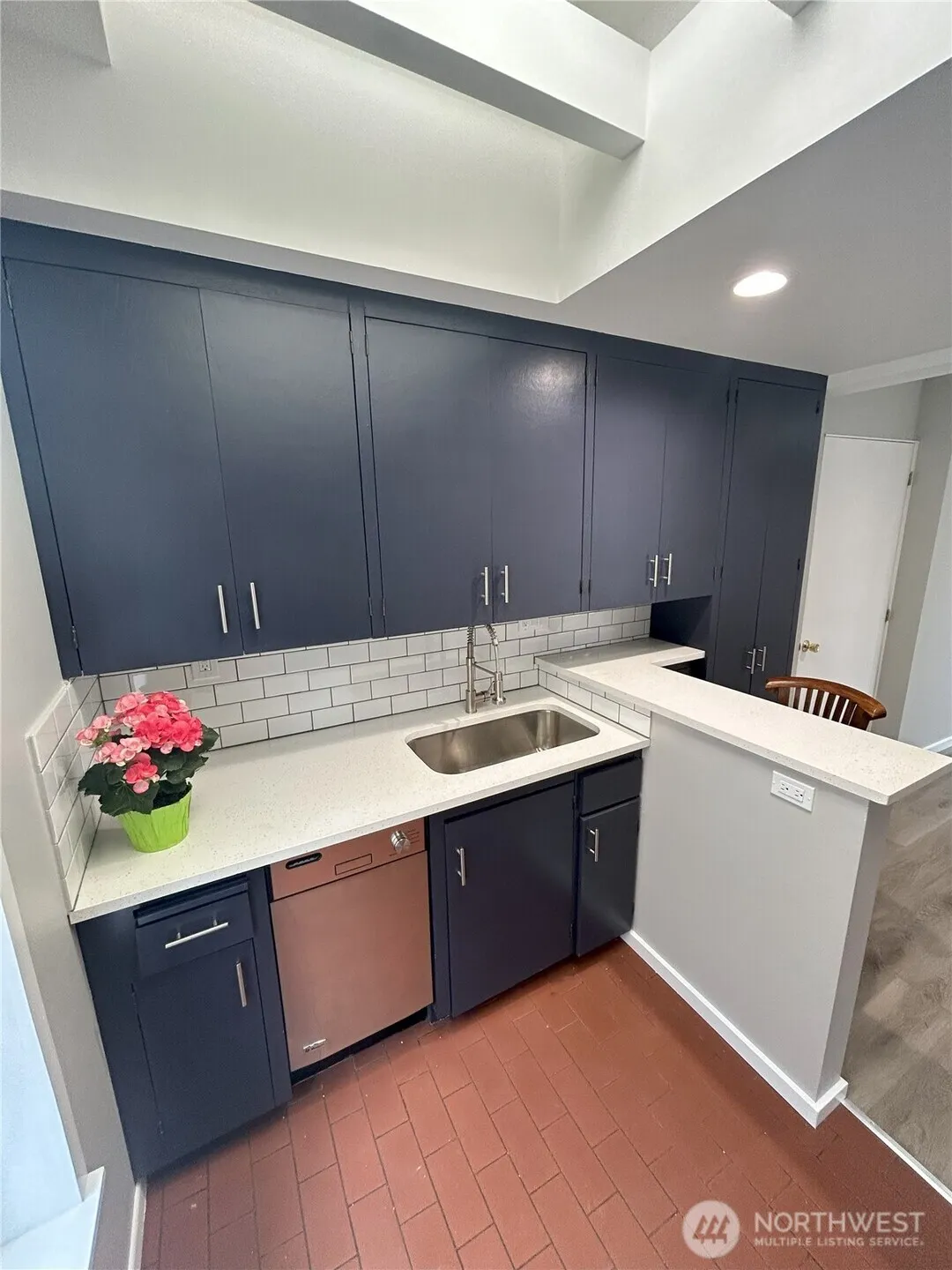 417 Minor Avenue N, Seattle, WA 98109