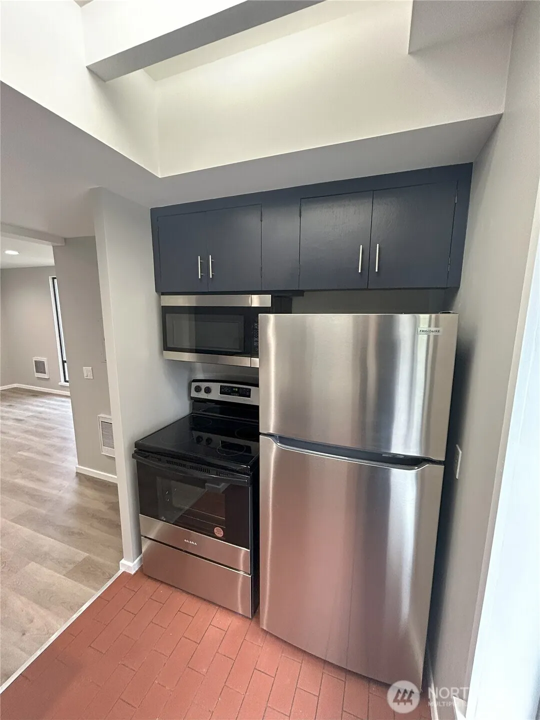 417 Minor Avenue N, Seattle, WA 98109