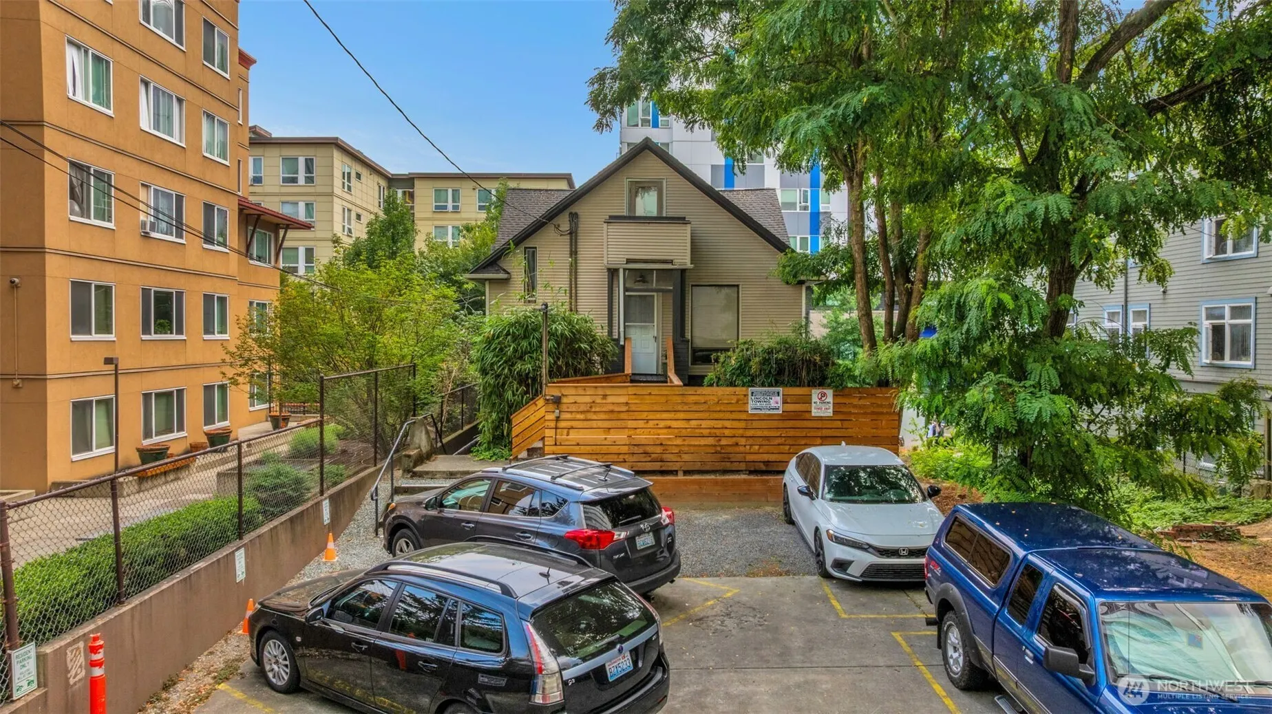 417 Minor Avenue N, Seattle, WA 98109