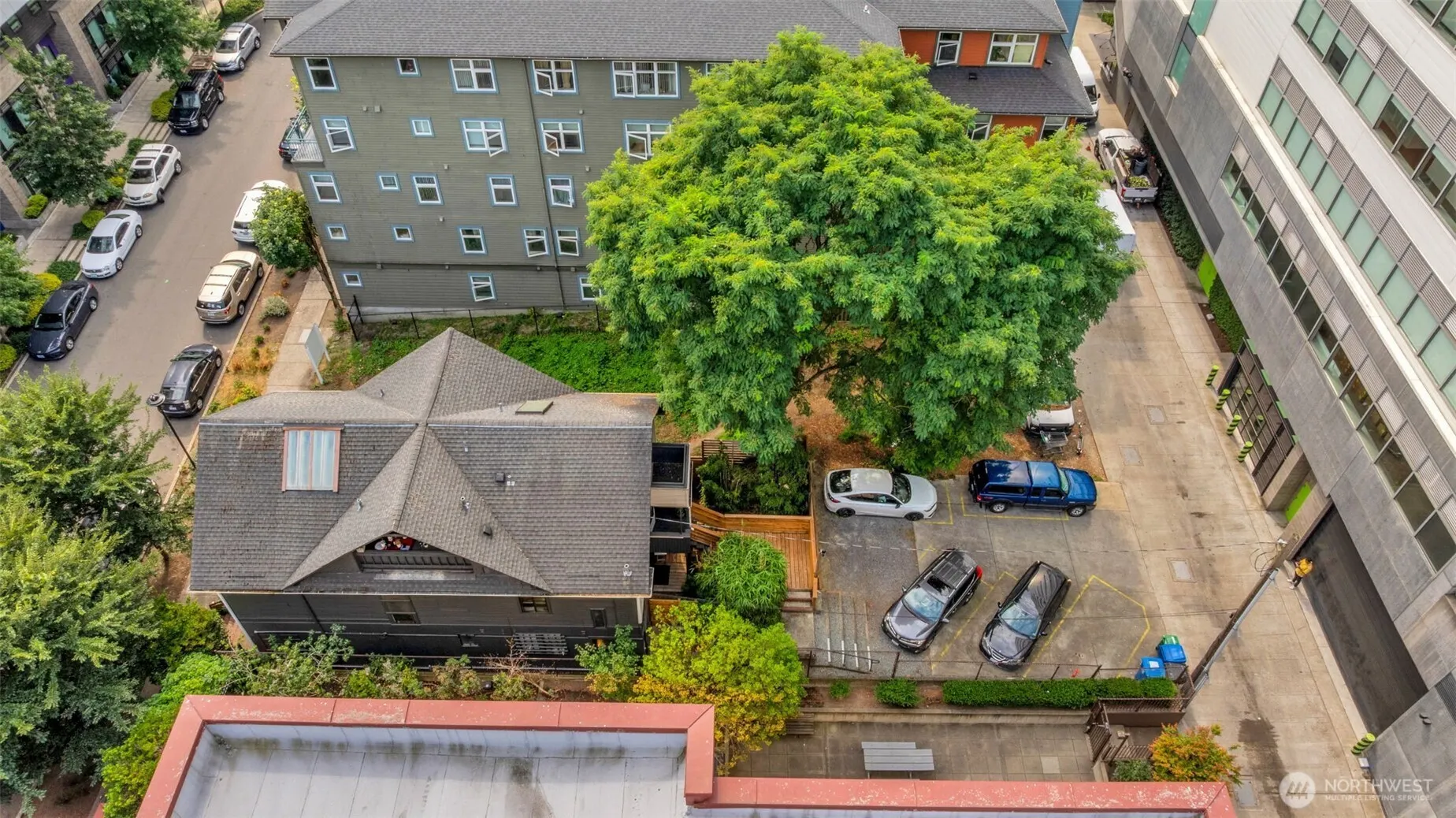 417 Minor Avenue N, Seattle, WA 98109