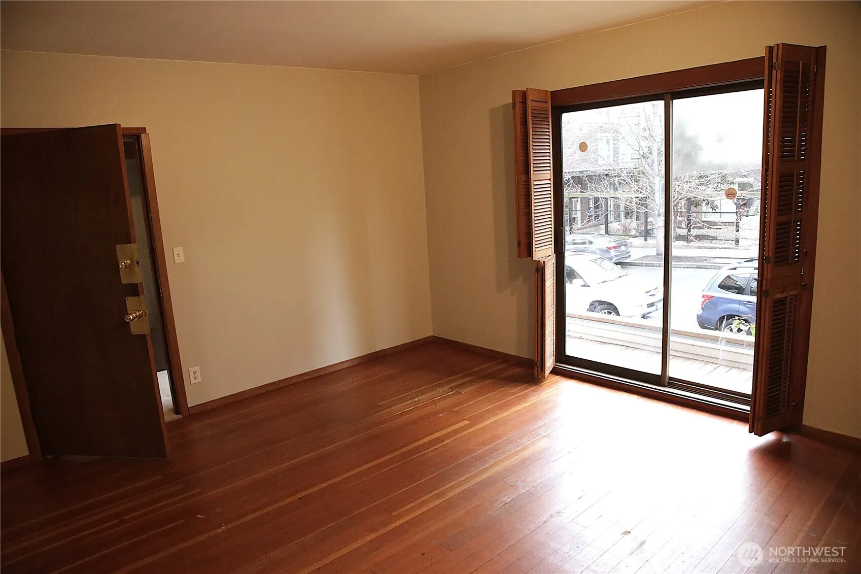 417 Minor Avenue N, Seattle, WA 98109