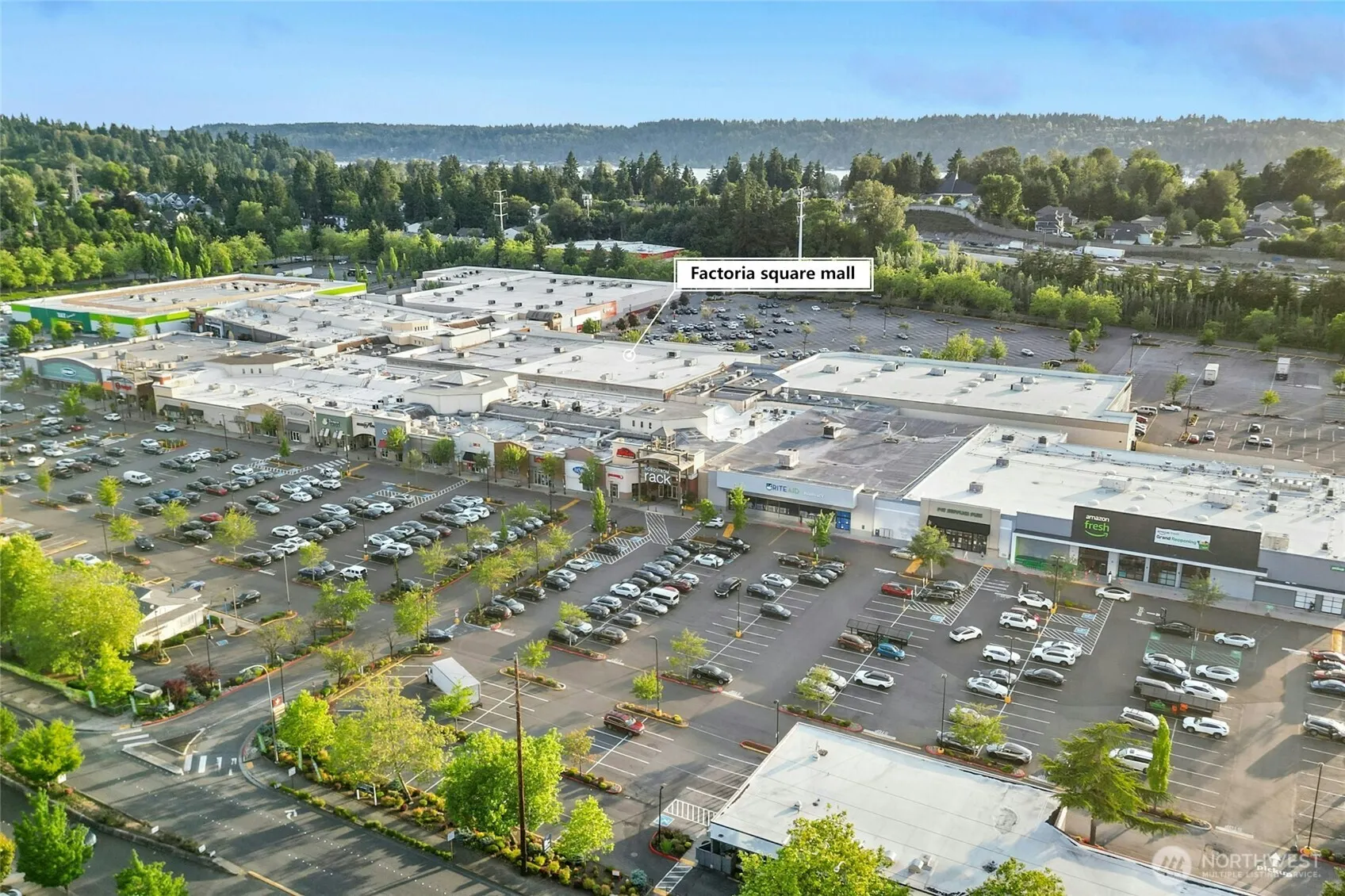 2840 139th Avenue SE #9, Bellevue, WA 98005