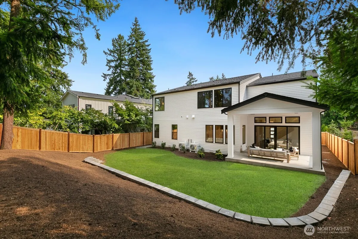 14418 SE 40th Street , Bellevue, WA 98006