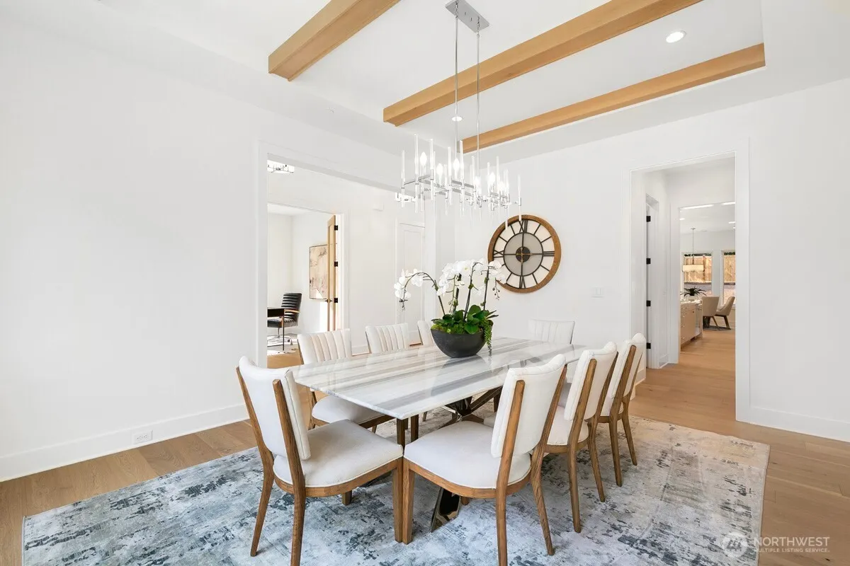 14418 SE 40th Street , Bellevue, WA 98006