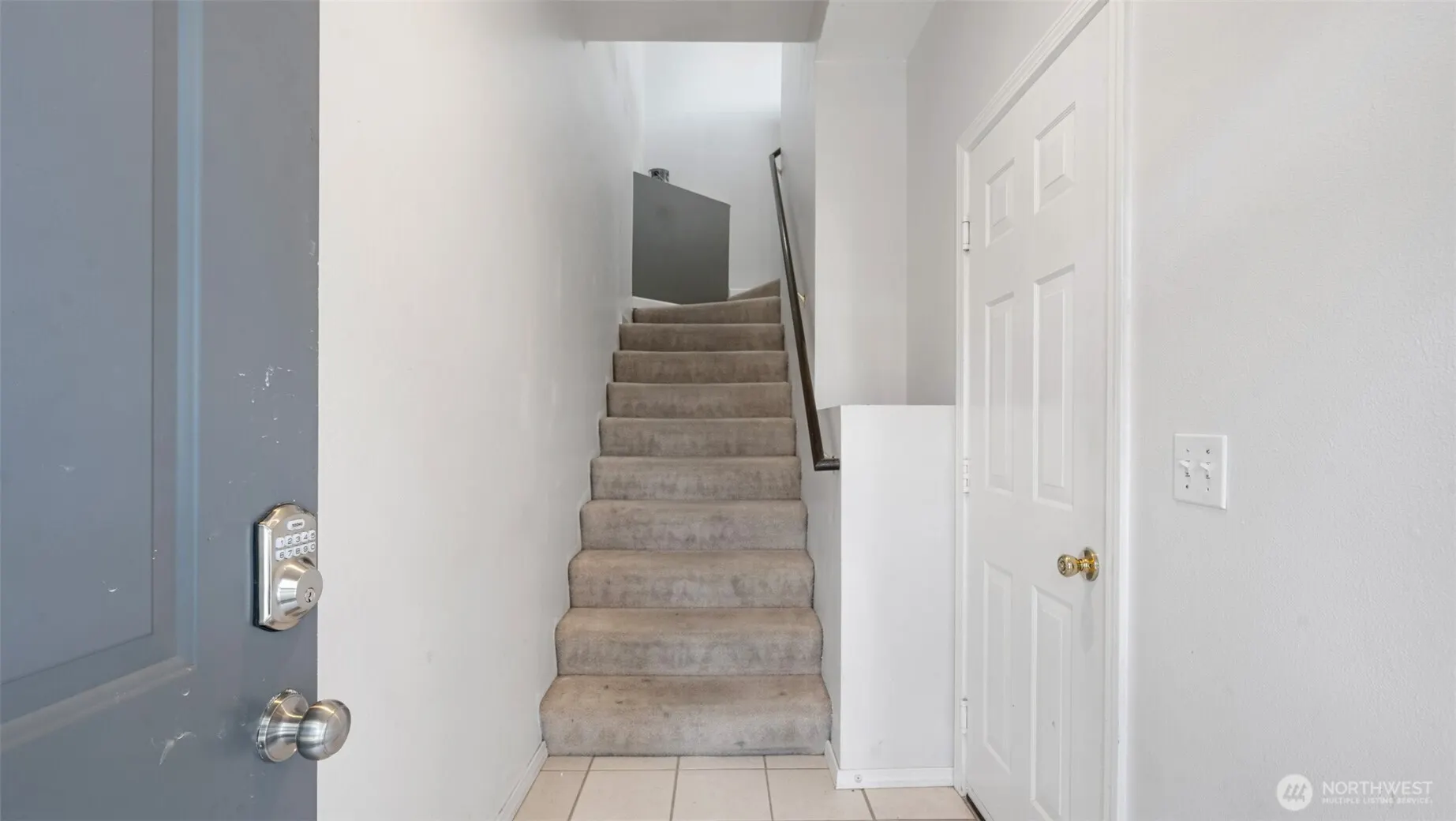 23118 59th Place S #15-4, Kent, WA 98032