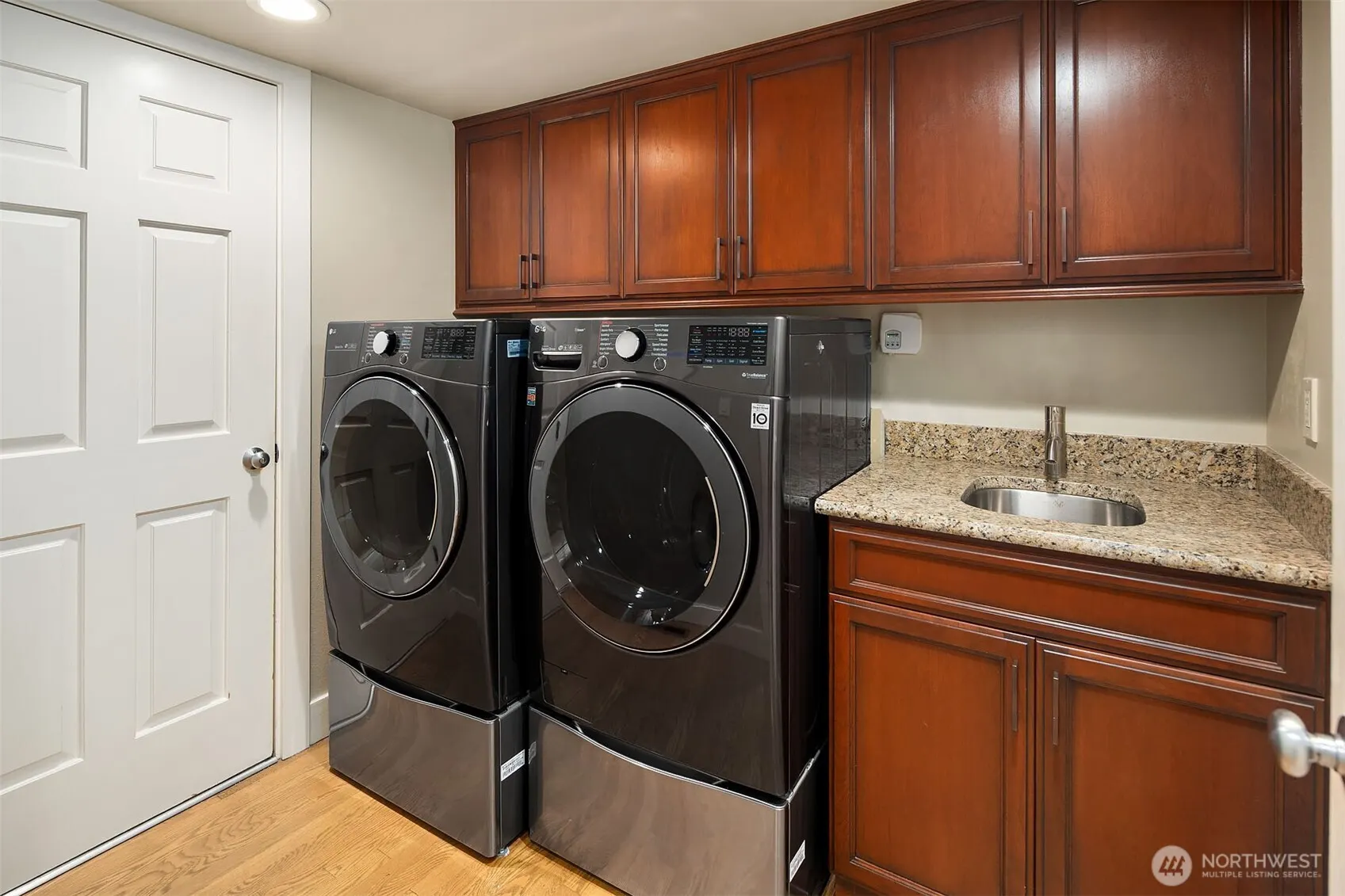 1778 Bellevue Way NE, Bellevue, WA 98004