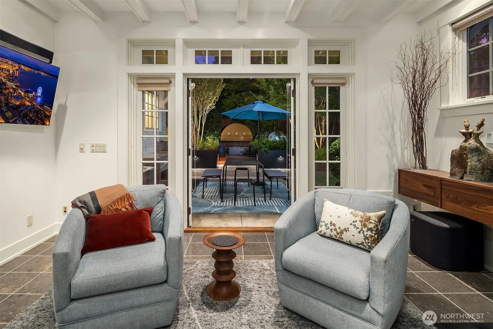 2000 38th Avenue E, Seattle, WA 98112-2411