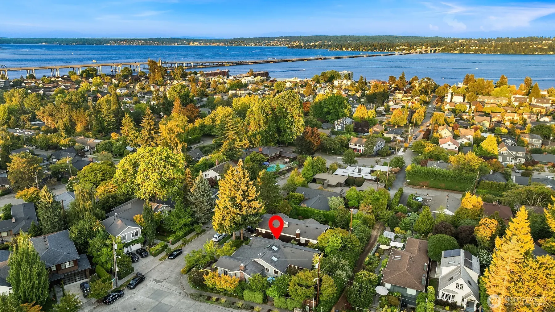 2000 38th Avenue E, Seattle, WA 98112-2411