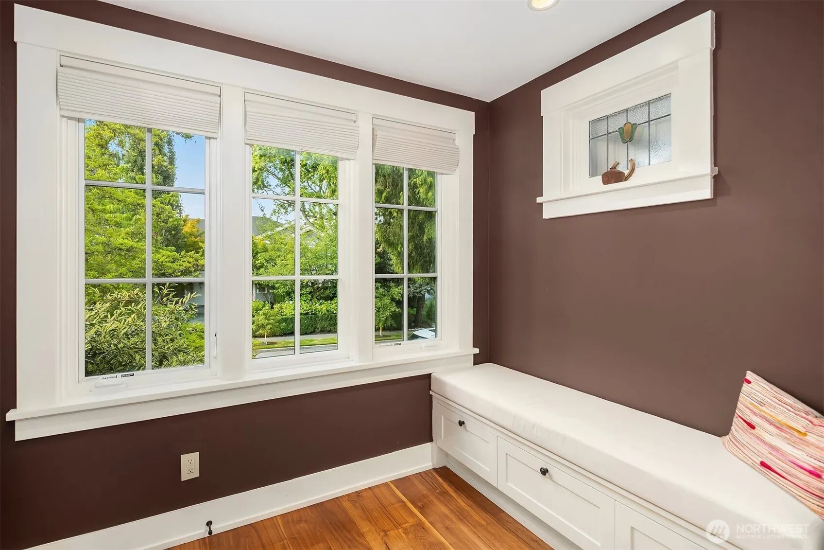 2000 38th Avenue E, Seattle, WA 98112-2411