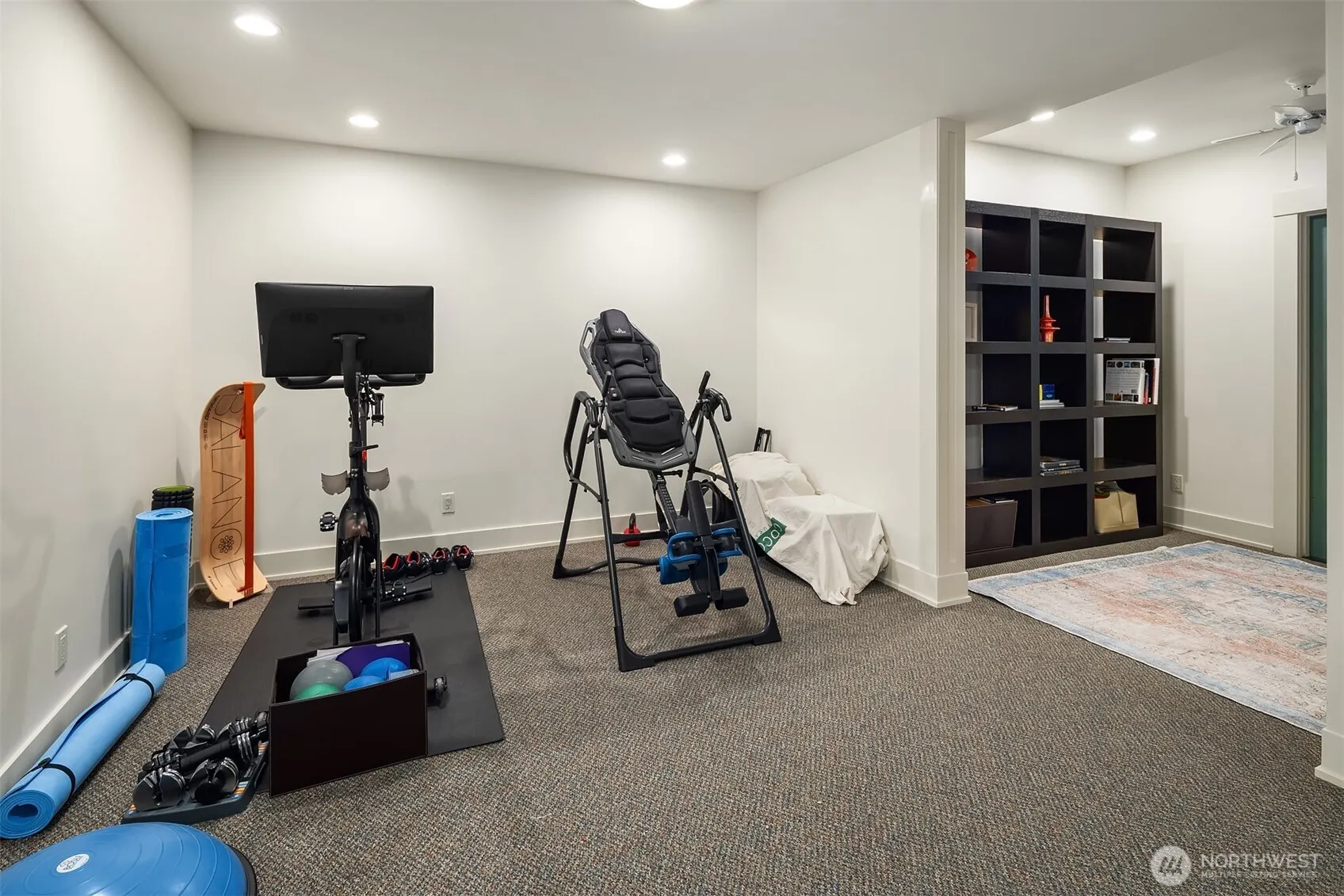 2000 38th Avenue E, Seattle, WA 98112-2411
