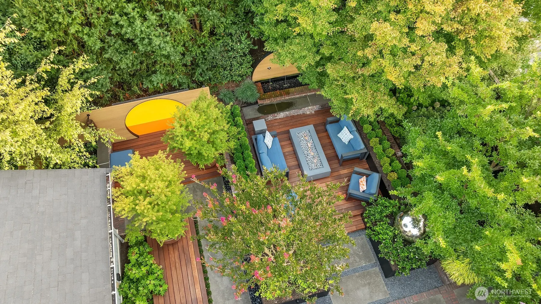 2000 38th Avenue E, Seattle, WA 98112-2411