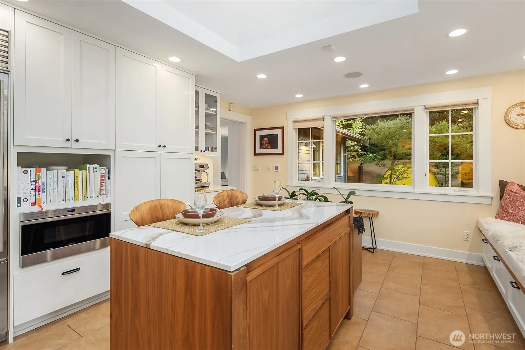 2000 38th Avenue E, Seattle, WA 98112-2411