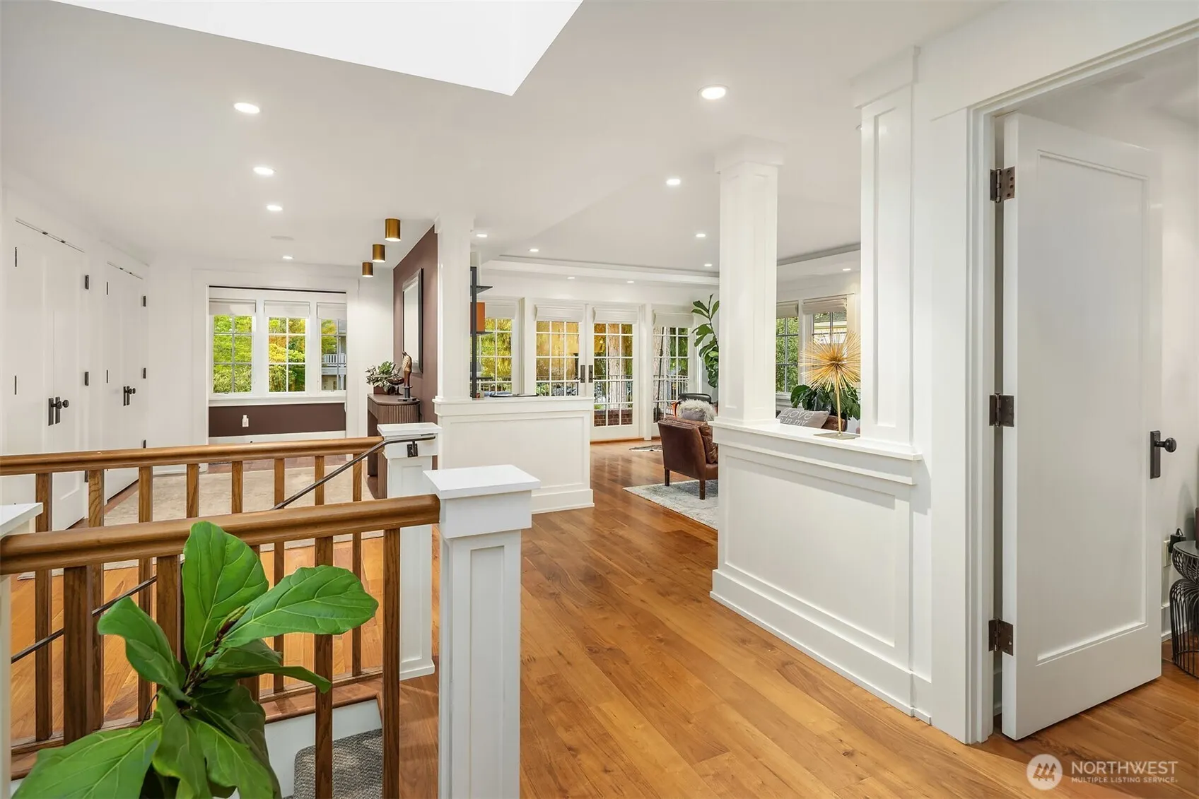 2000 38th Avenue E, Seattle, WA 98112-2411