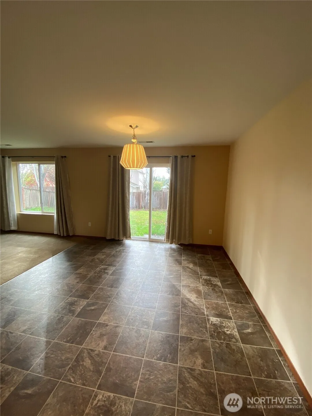 12205 SE 262nd Court , Kent, WA 98030