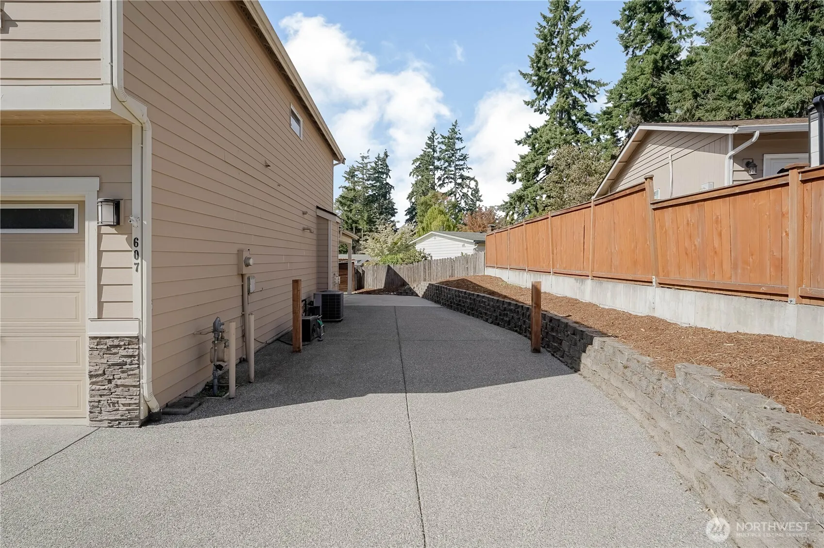 607 217 Street SW, Bothell, WA 98021