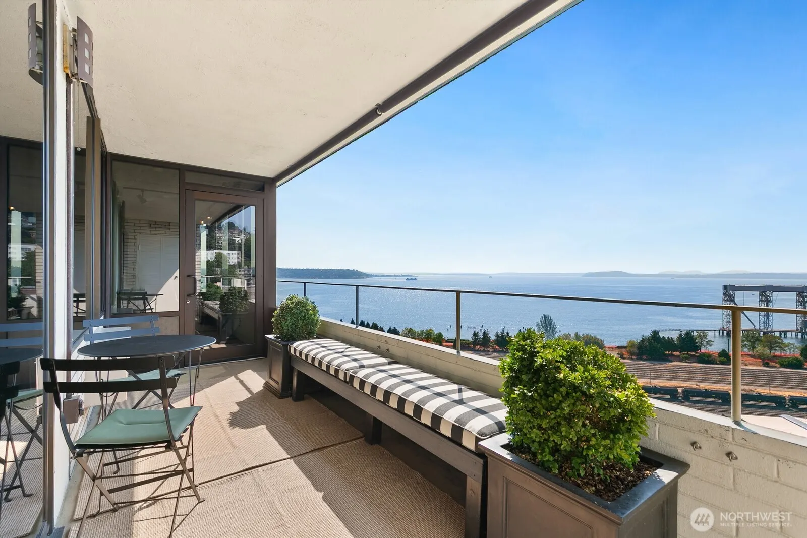521 5th Avenue W #1003, Seattle, WA 98119