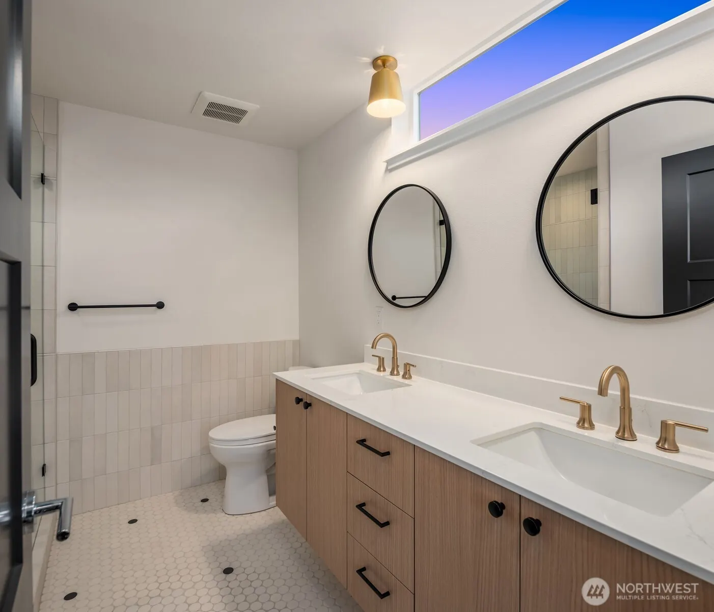 3612 Francis Avenue N, Seattle, WA 98103