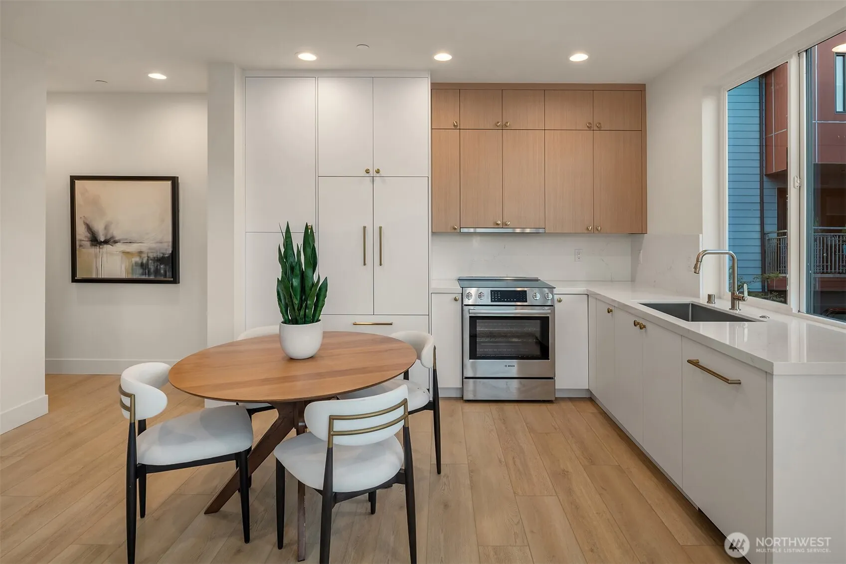 3612 Francis Avenue N, Seattle, WA 98103