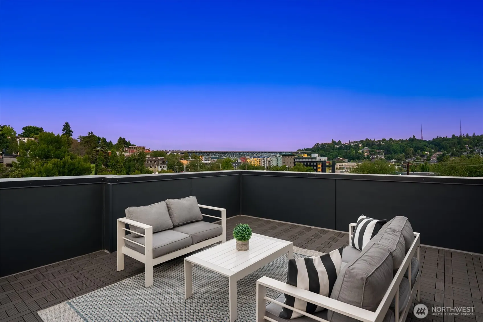 3612 Francis Avenue N, Seattle, WA 98103