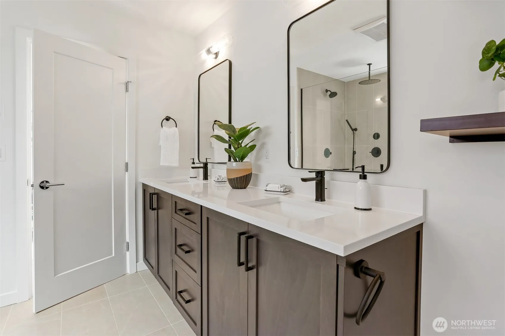2636 NW 63rd Street , Seattle, WA 98107