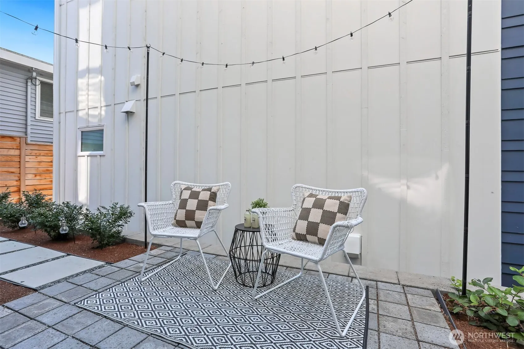 2636 NW 63rd Street , Seattle, WA 98107