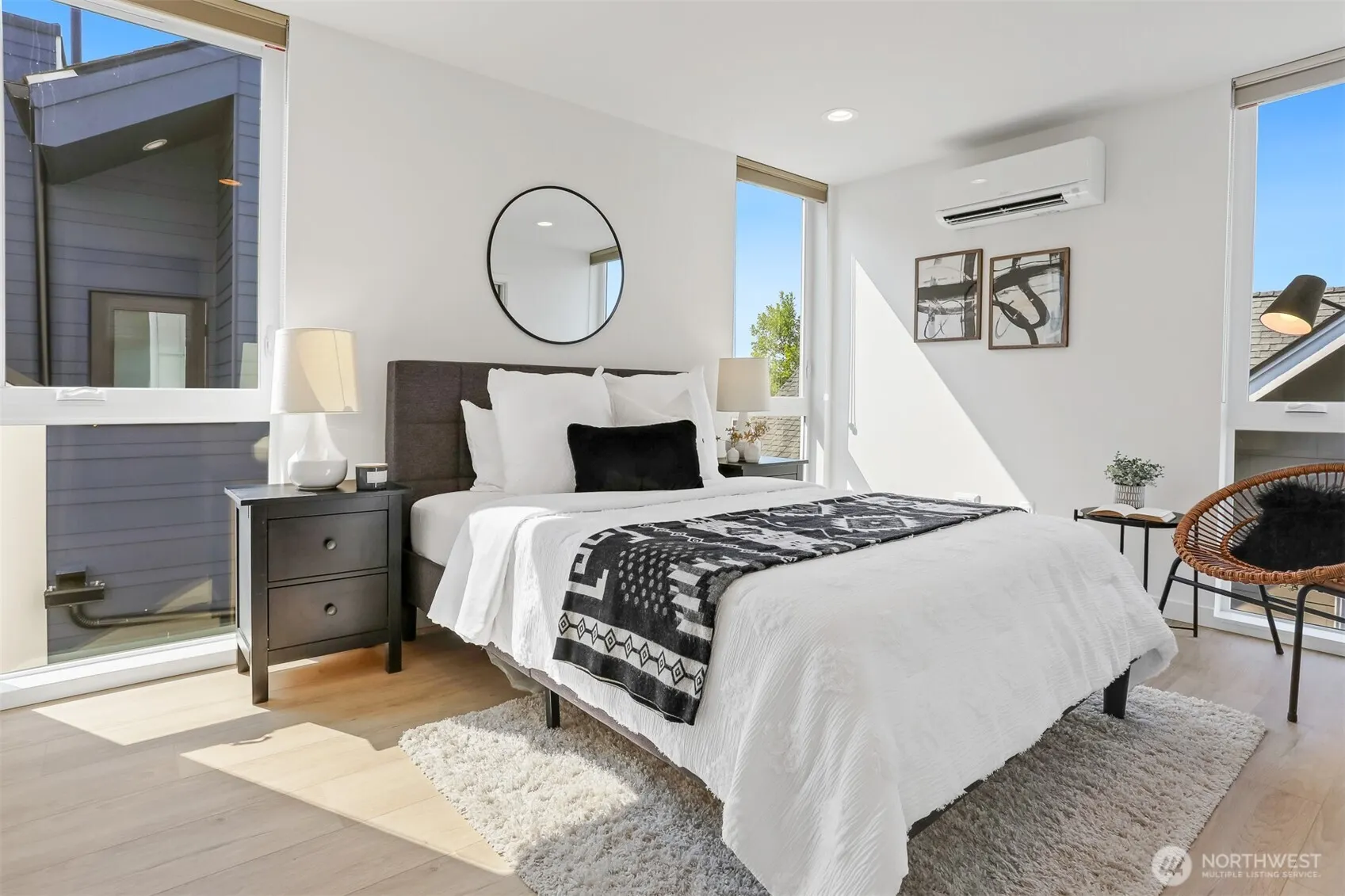 2636 NW 63rd Street , Seattle, WA 98107