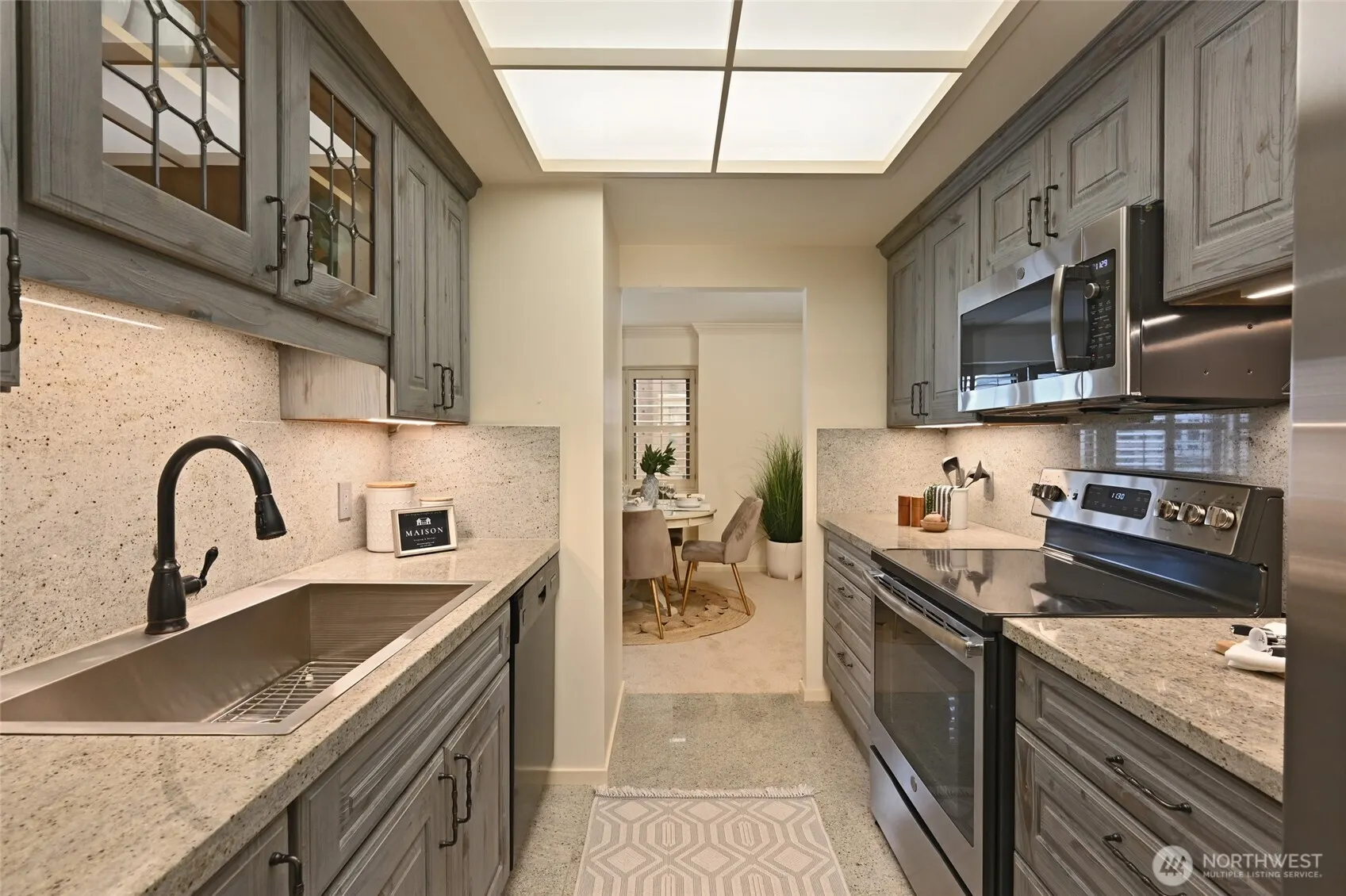 1301 Spring Street #6E, Seattle, WA 98104