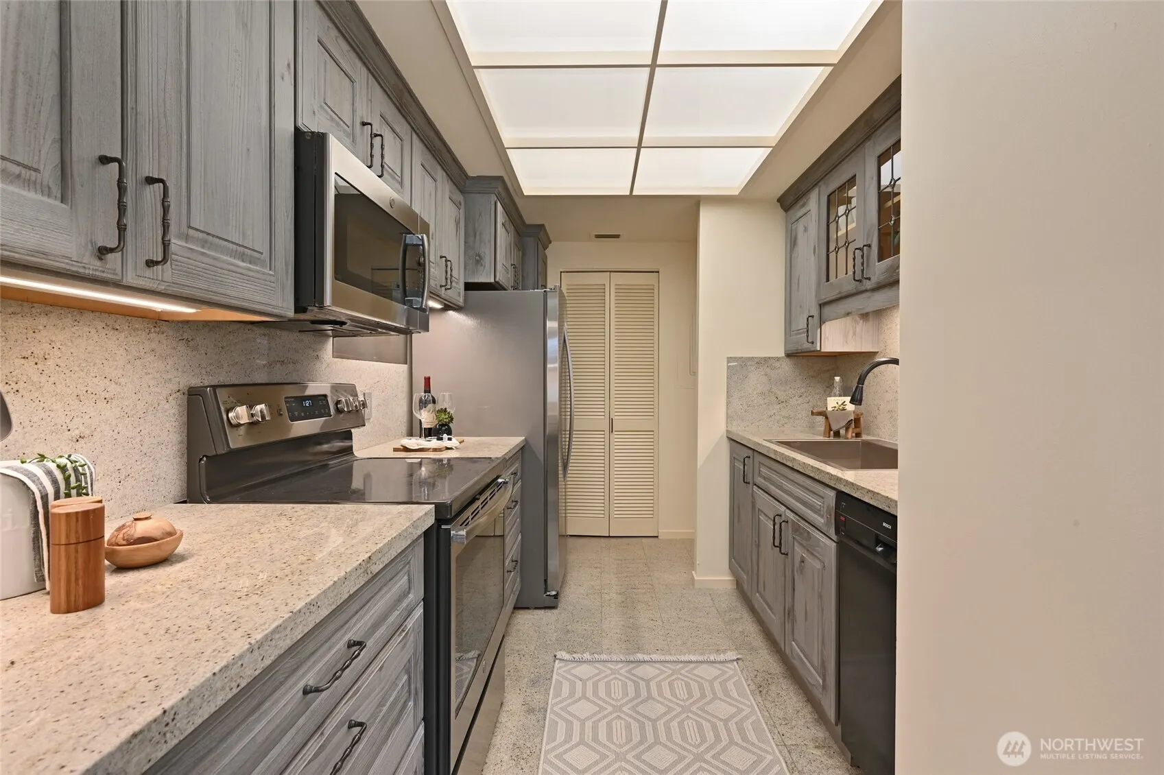 1301 Spring Street #6E, Seattle, WA 98104