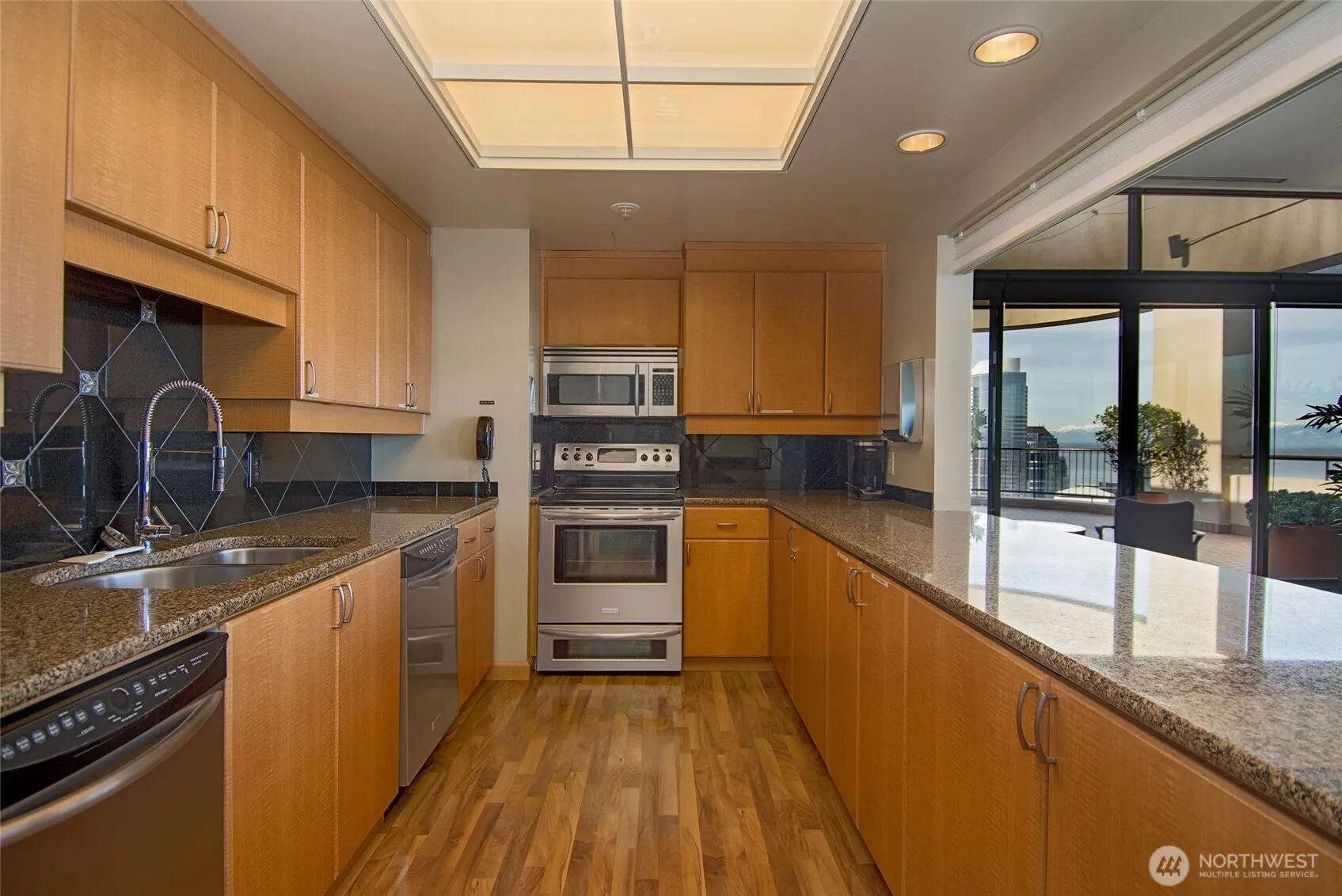 1301 Spring Street #6E, Seattle, WA 98104