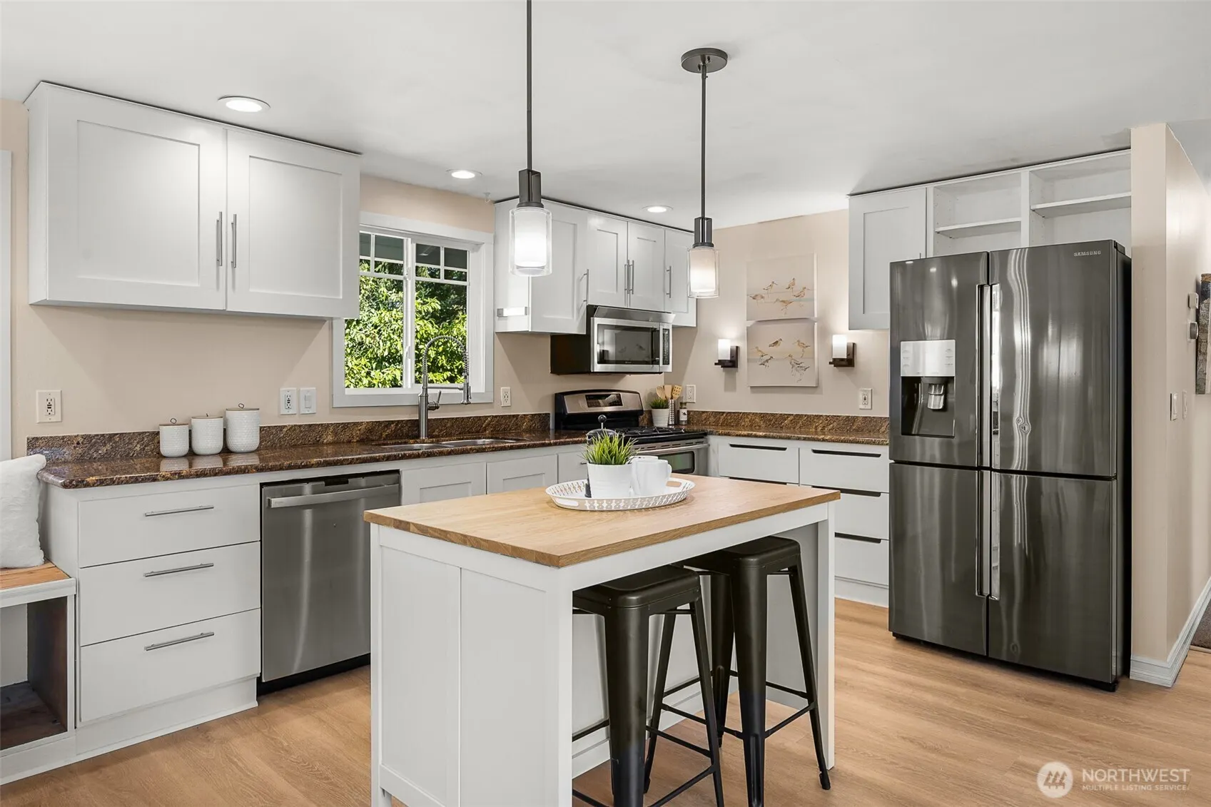 9236 NE 191st Street , Bothell, WA 98011-2223