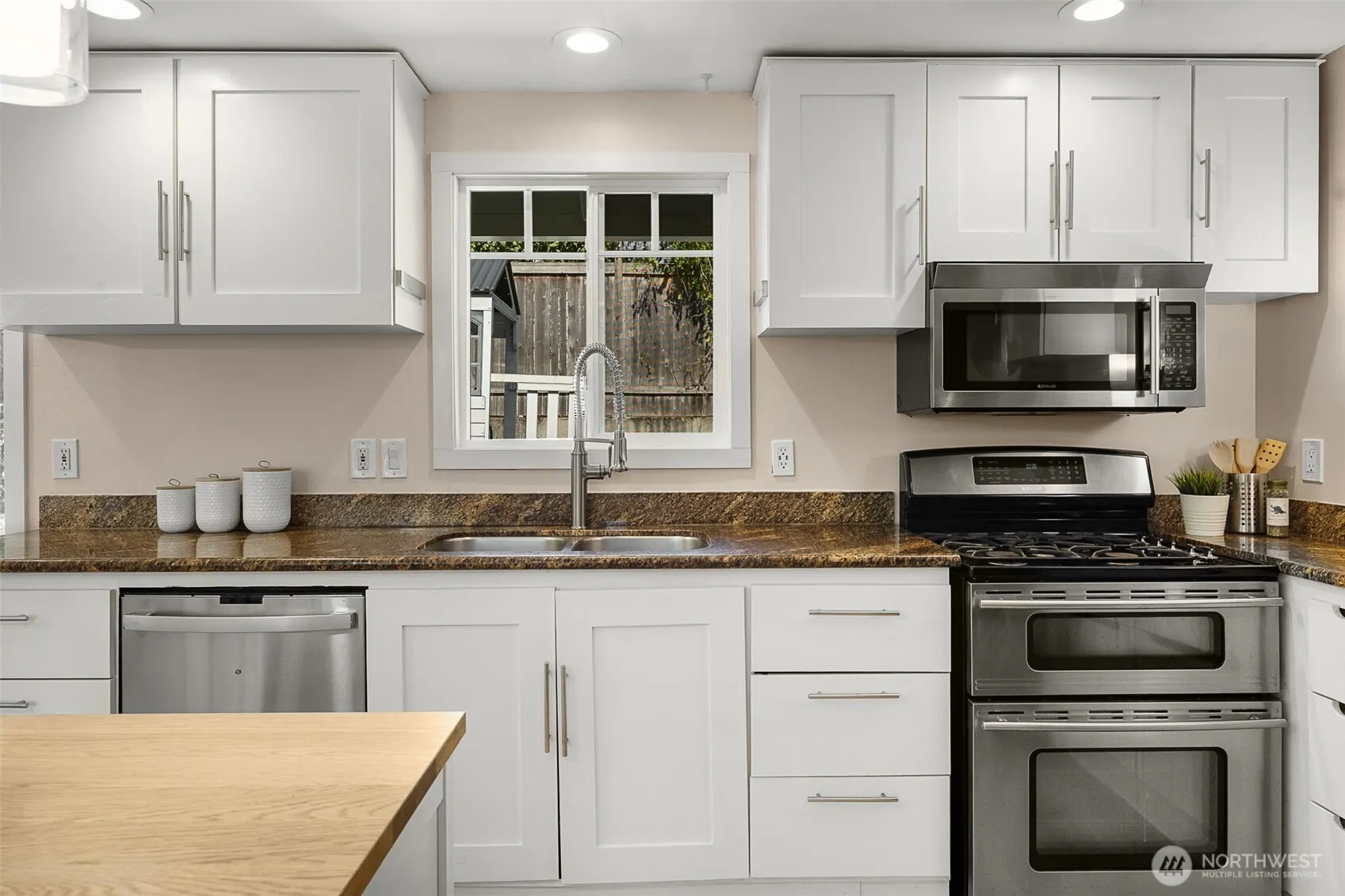 9236 NE 191st Street , Bothell, WA 98011-2223