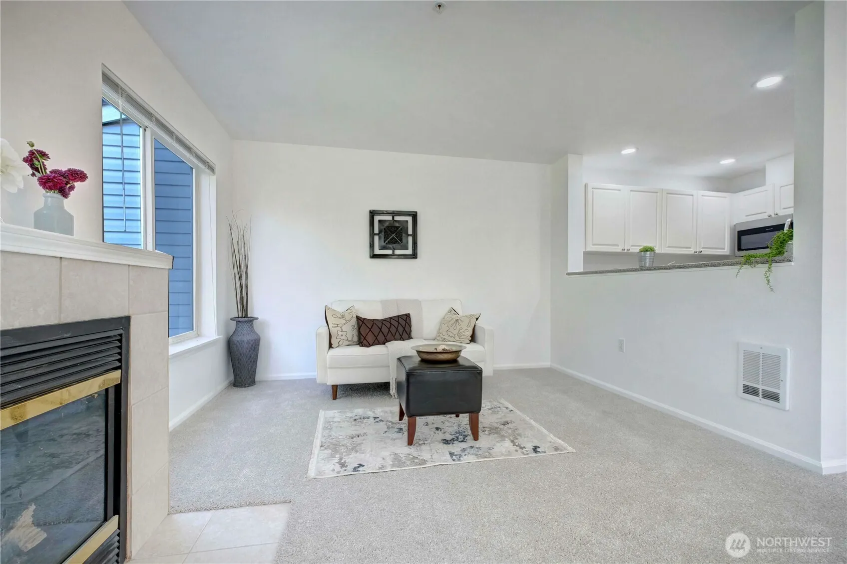 1729 12th Avenue S #201, Seattle, WA 98144