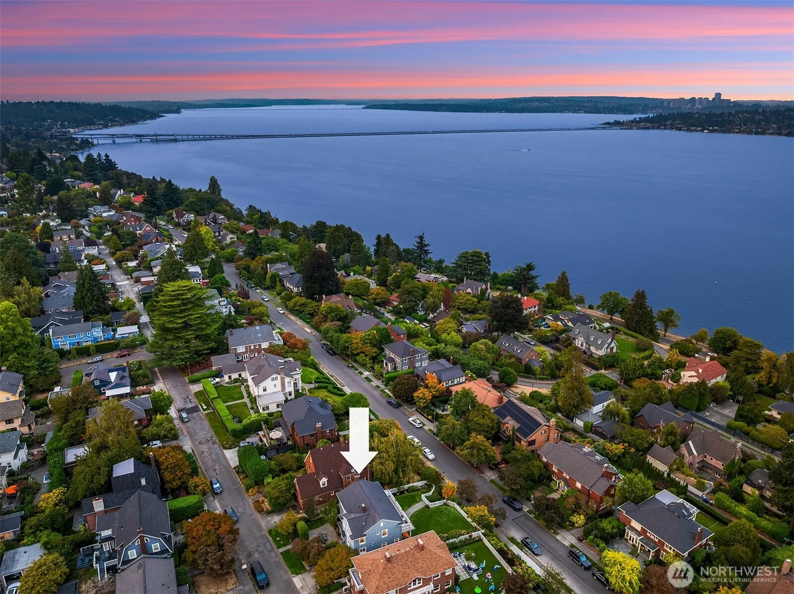 3333 Cascadia Avenue S, Seattle, WA 98144