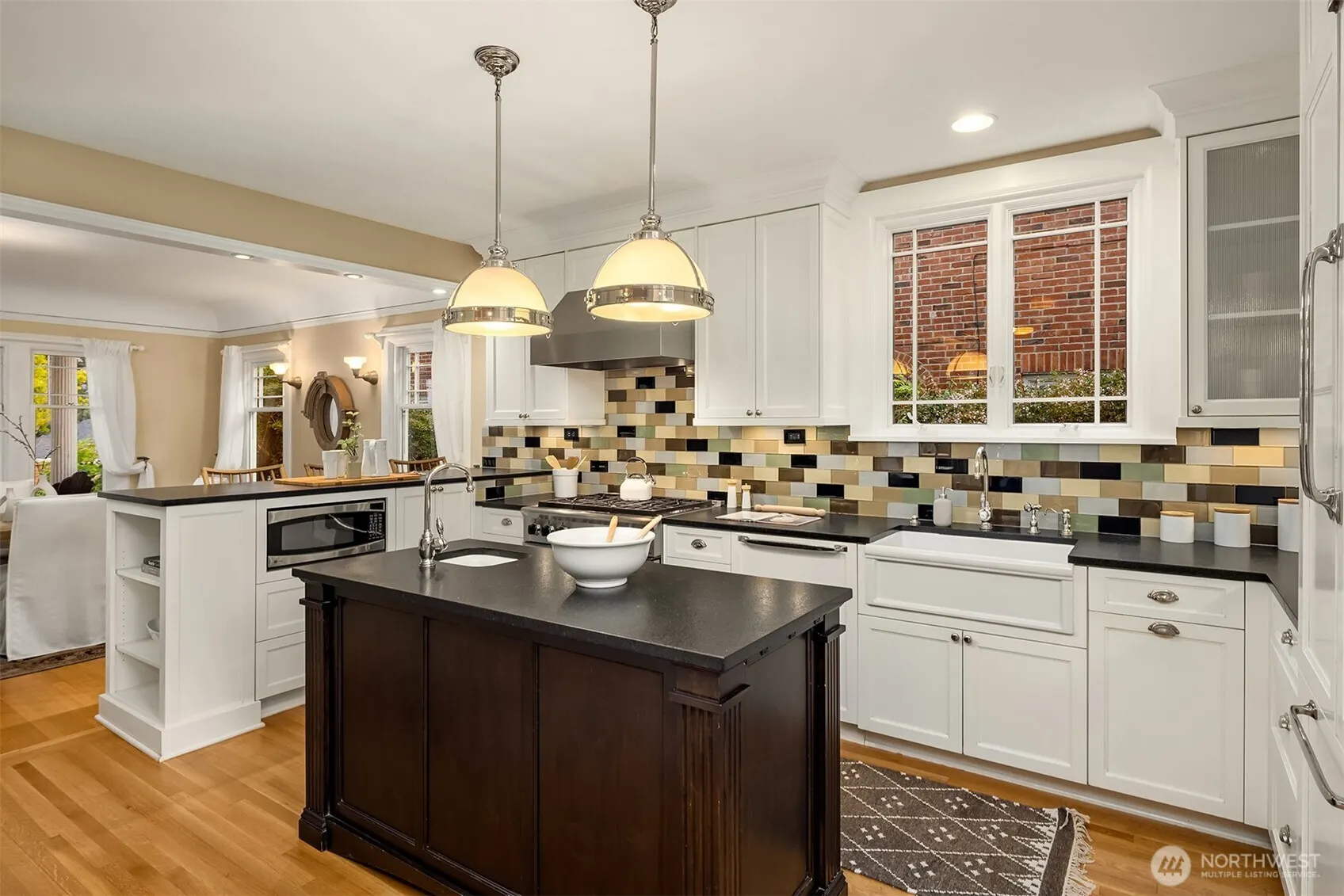 3333 Cascadia Avenue S, Seattle, WA 98144