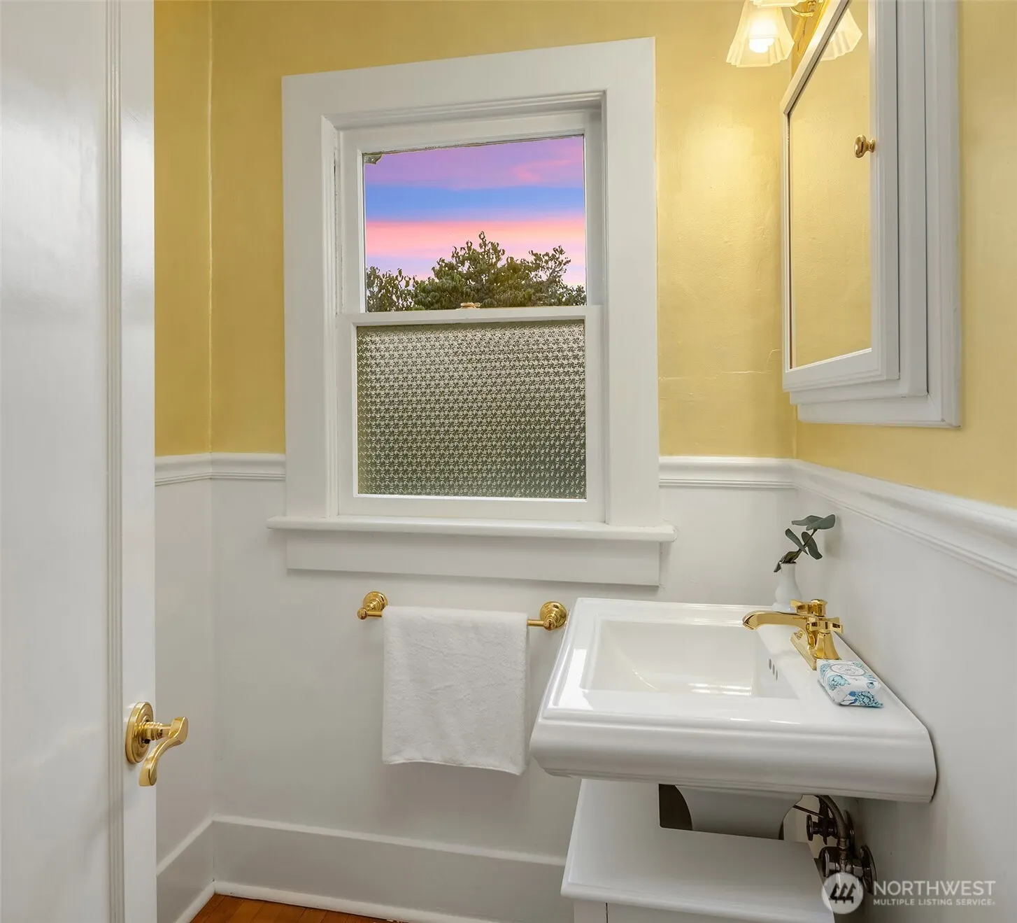 3333 Cascadia Avenue S, Seattle, WA 98144