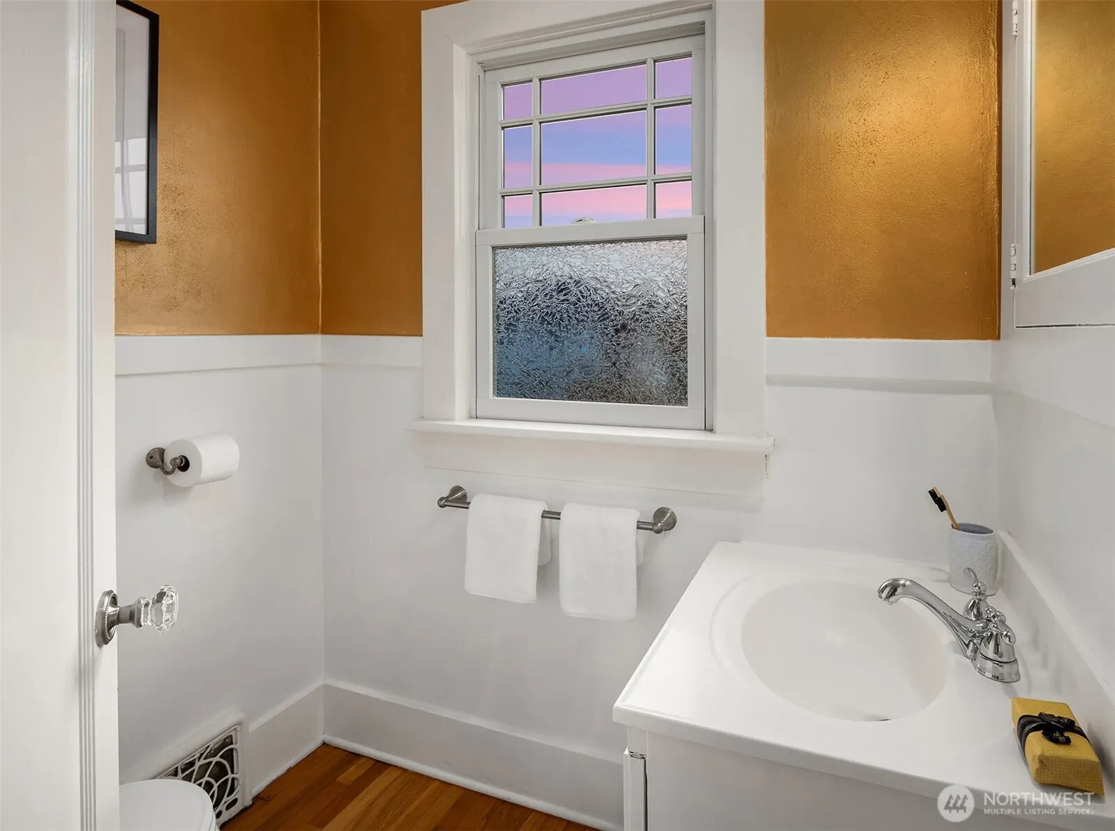3333 Cascadia Avenue S, Seattle, WA 98144