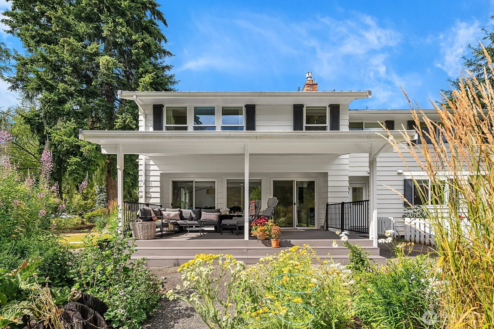 16207 NE 165th Street , Woodinville, WA 98072