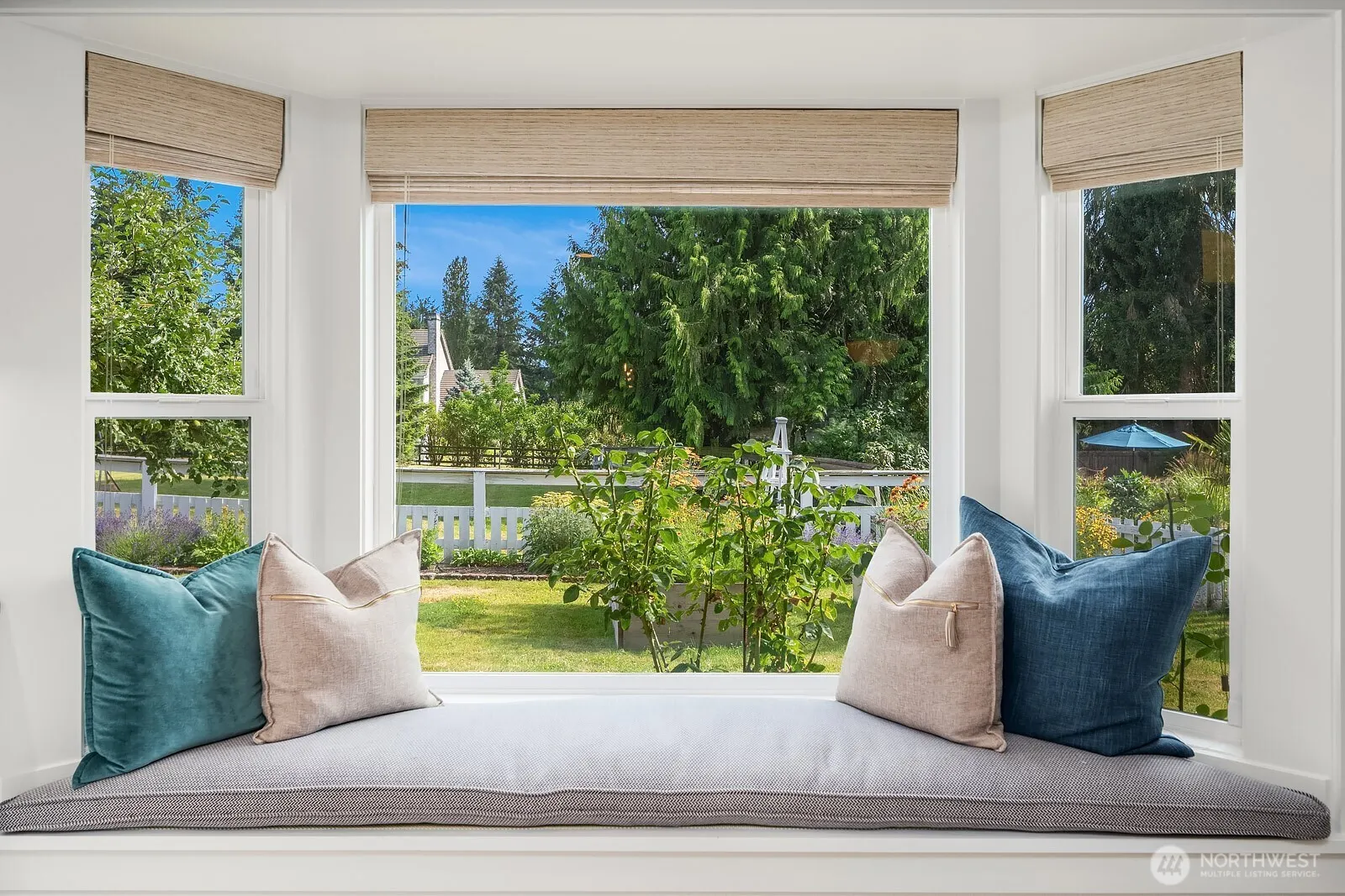 16207 NE 165th Street , Woodinville, WA 98072