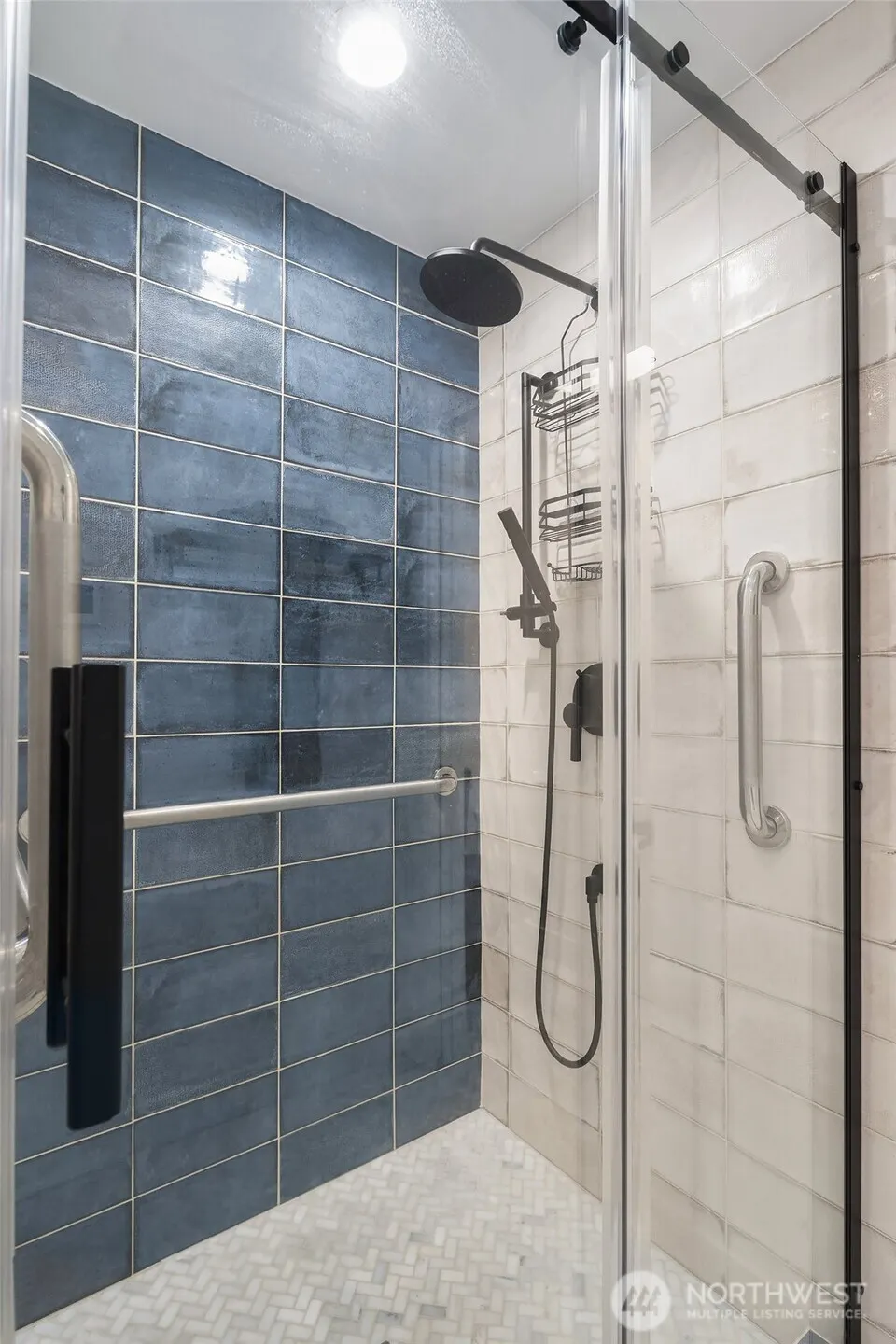 16207 NE 165th Street , Woodinville, WA 98072